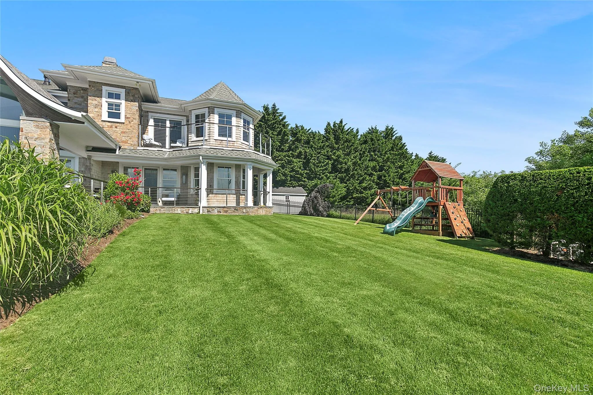 61 A South Bay Avenue, Southampton, NY, 6 Bedrooms Bedrooms, 10 Rooms Rooms,5 BathroomsBathrooms,Residential Lease,For Rent,South Bay,0,987437 61 A South Bay Avenue, Southampton, NY, 6 Bedrooms Bedrooms, 10 Rooms Rooms,5 BathroomsBathrooms,Residential Lease,For Rent,South Bay,0,987437