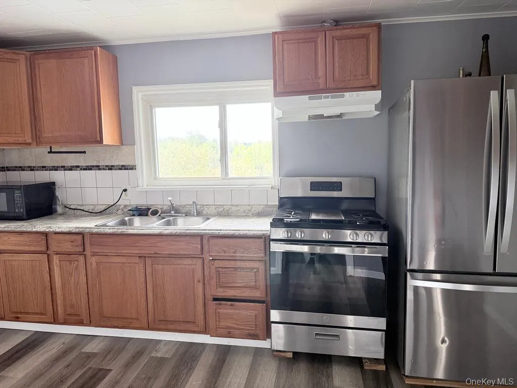 132 Prospect Avenue, Middletown, NY, 3 Bedrooms Bedrooms, 5 Rooms Rooms,1 BathroomBathrooms,Residential Lease,For Rent,Prospect,0,987451 132 Prospect Avenue, Middletown, NY, 3 Bedrooms Bedrooms, 5 Rooms Rooms,1 BathroomBathrooms,Residential Lease,For Rent,Prospect,0,987451