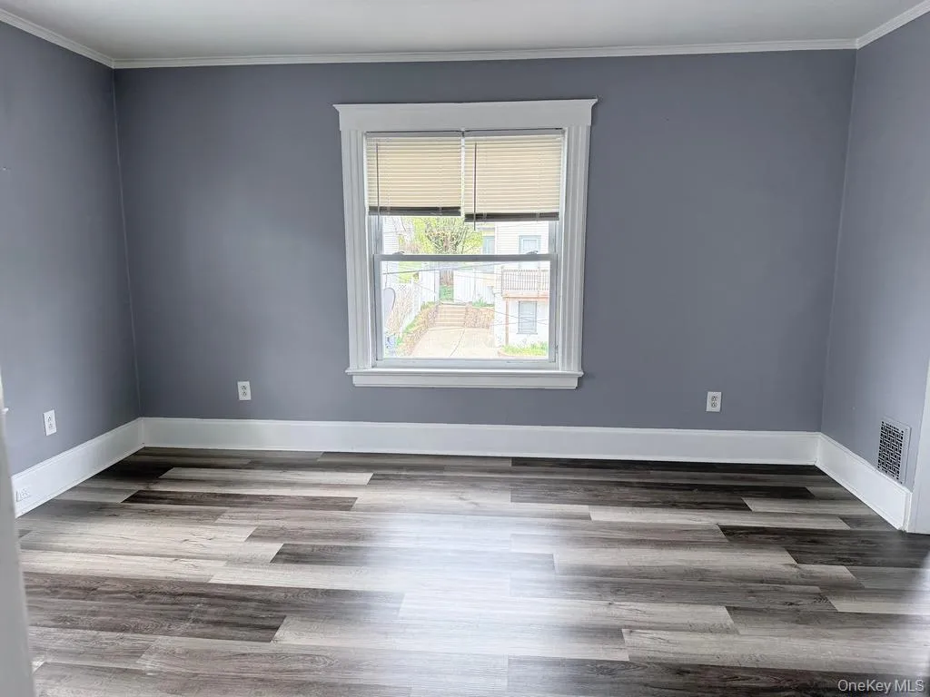 132 Prospect Avenue, Middletown, NY, 3 Bedrooms Bedrooms, 5 Rooms Rooms,1 BathroomBathrooms,Residential Lease,For Rent,Prospect,0,987451 132 Prospect Avenue, Middletown, NY, 3 Bedrooms Bedrooms, 5 Rooms Rooms,1 BathroomBathrooms,Residential Lease,For Rent,Prospect,0,987451