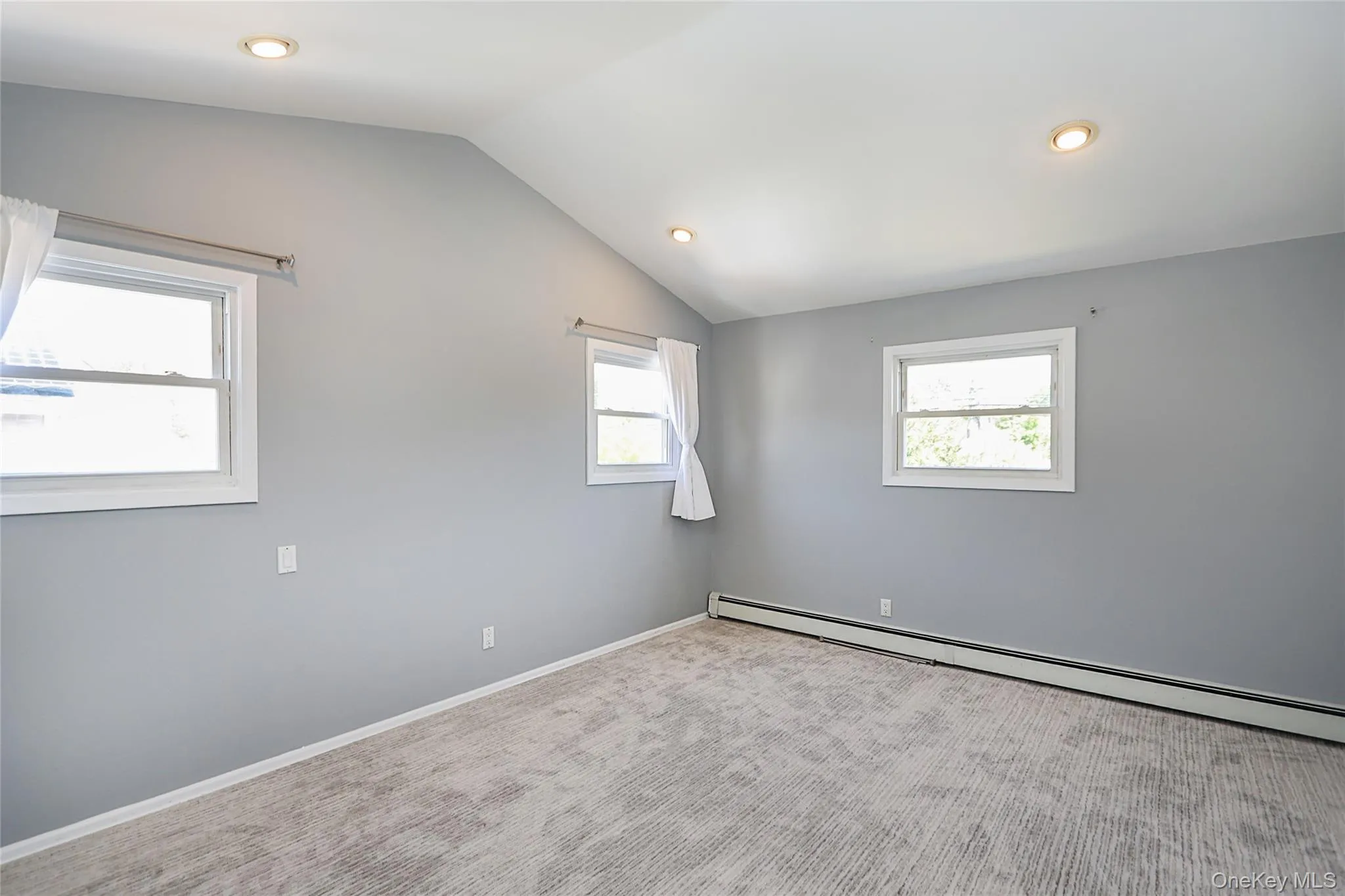 874 Seamans Neck Road, Hempstead, NY, 3 Bedrooms Bedrooms, 7 Rooms Rooms,1 BathroomBathrooms,Residential Lease,For Rent,Road,0,987455 874 Seamans Neck Road, Hempstead, NY, 3 Bedrooms Bedrooms, 7 Rooms Rooms,1 BathroomBathrooms,Residential Lease,For Rent,Road,0,987455
