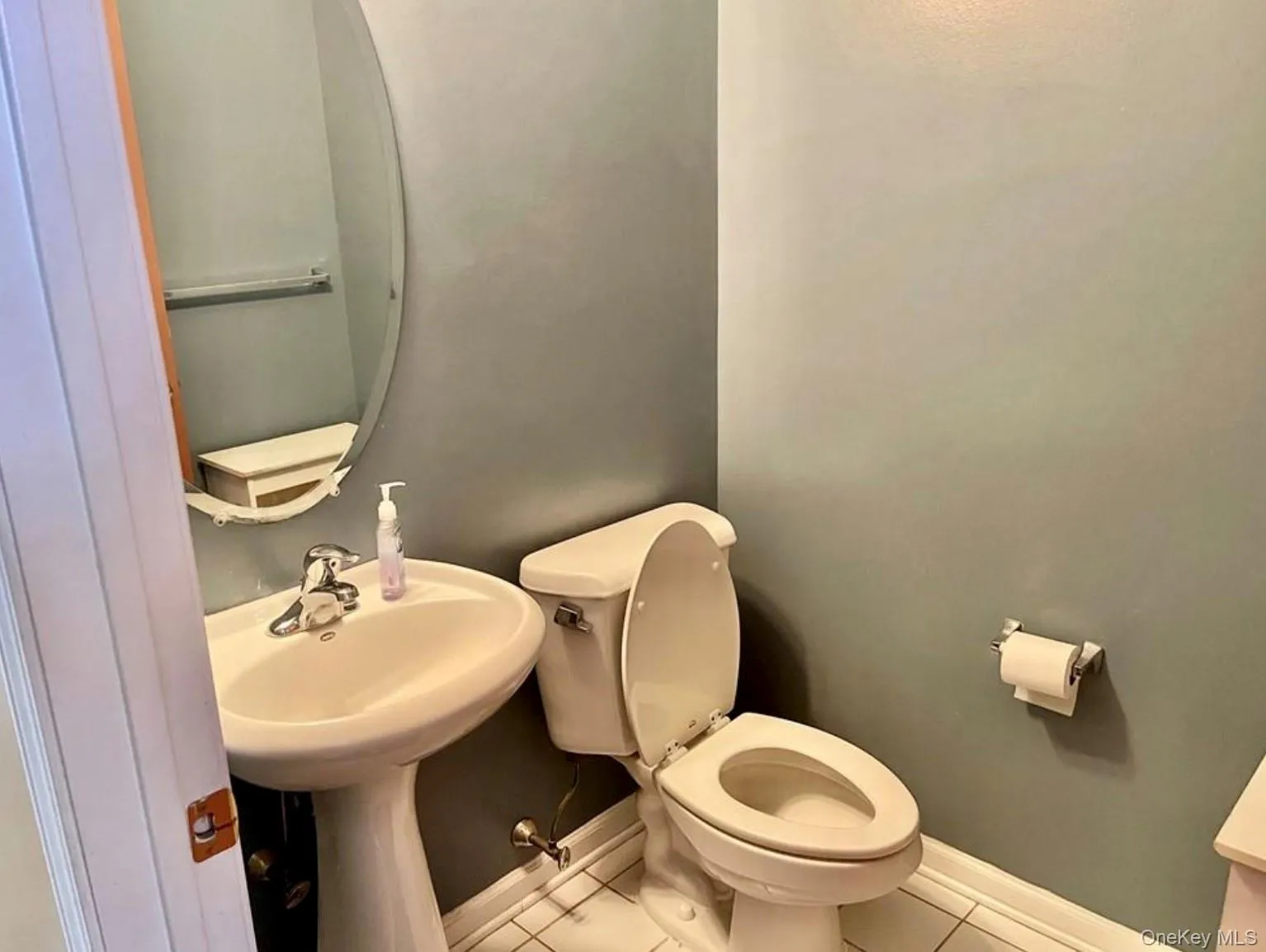 28 Ford Court, Monroe, NY, 3 Bedrooms Bedrooms, 8 Rooms Rooms,2 BathroomsBathrooms,Residential Lease,For Rent,Ford,0,987466 28 Ford Court, Monroe, NY, 3 Bedrooms Bedrooms, 8 Rooms Rooms,2 BathroomsBathrooms,Residential Lease,For Rent,Ford,0,987466