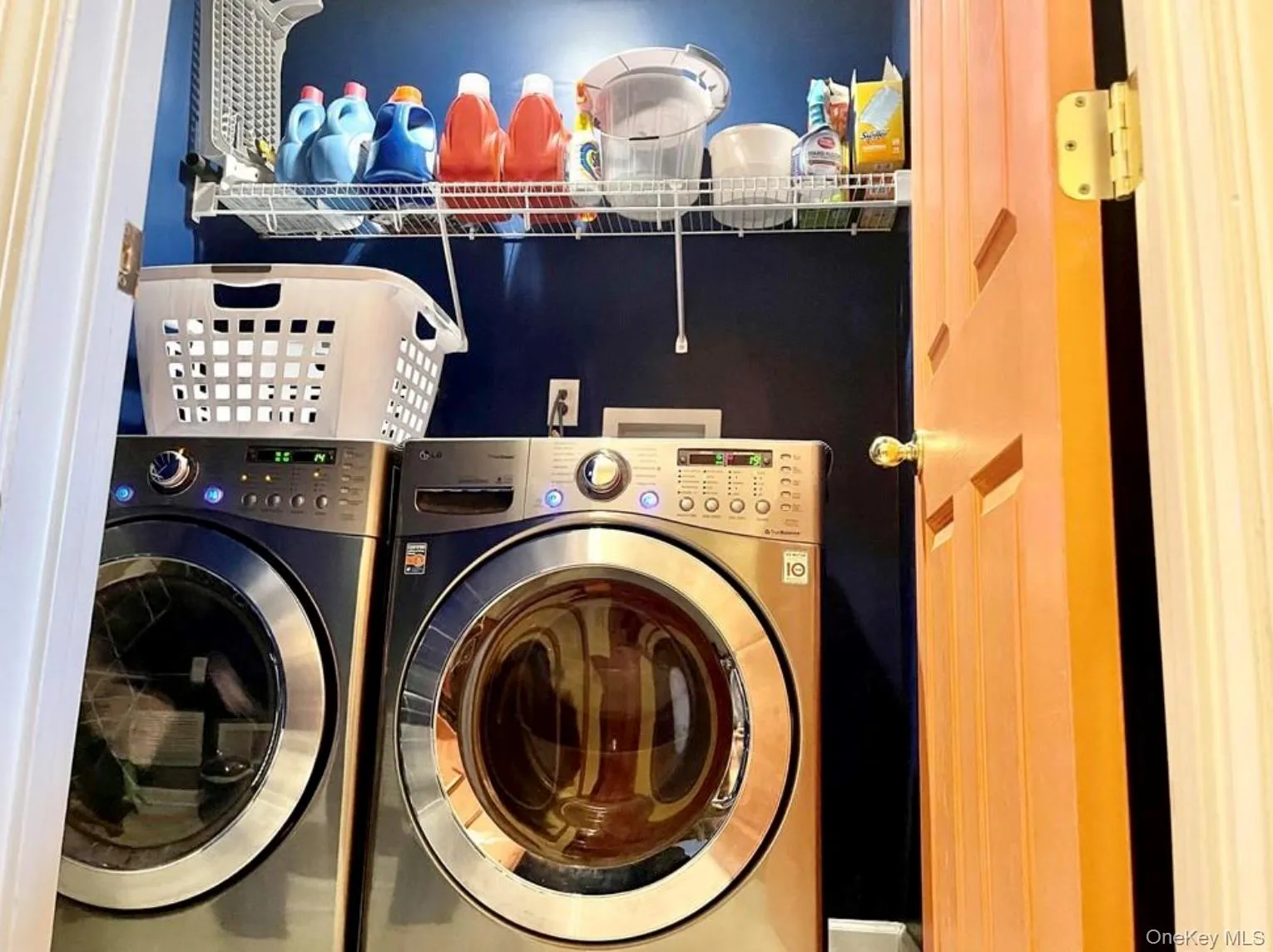 28 Ford Court, Monroe, NY, 3 Bedrooms Bedrooms, 8 Rooms Rooms,2 BathroomsBathrooms,Residential Lease,For Rent,Ford,0,987466 28 Ford Court, Monroe, NY, 3 Bedrooms Bedrooms, 8 Rooms Rooms,2 BathroomsBathrooms,Residential Lease,For Rent,Ford,0,987466