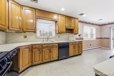 101 Olive Street, Long Beach, NY, 6 Bedrooms Bedrooms, 10 Rooms Rooms,3 BathroomsBathrooms,Residential,For Rent,Olive,0,987468 101 Olive Street, Long Beach, NY, 6 Bedrooms Bedrooms, 10 Rooms Rooms,3 BathroomsBathrooms,Residential,For Rent,Olive,0,987468