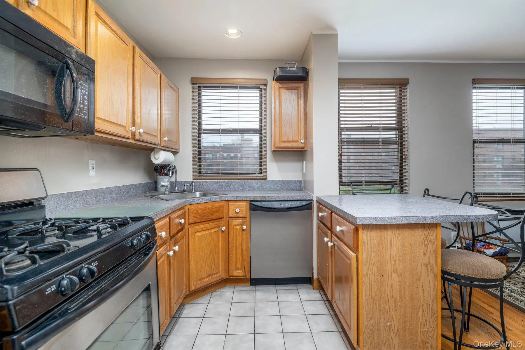 1 Jefferson Avenue, Hempstead, NY, 2 Bedrooms Bedrooms, 5 Rooms Rooms,1 BathroomBathrooms,Residential Sale,For Rent,Jefferson,0,987473 1 Jefferson Avenue, Hempstead, NY, 2 Bedrooms Bedrooms, 5 Rooms Rooms,1 BathroomBathrooms,Residential Sale,For Rent,Jefferson,0,987473