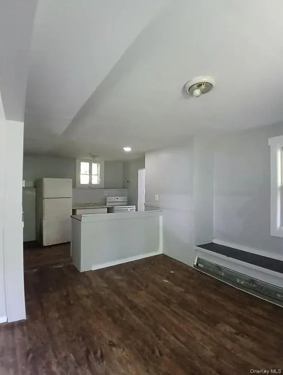299 Main Street, Liberty, NY, 2 Bedrooms Bedrooms, 3 Rooms Rooms,1 BathroomBathrooms,Residential Lease,For Rent,Main,0,987483 299 Main Street, Liberty, NY, 2 Bedrooms Bedrooms, 3 Rooms Rooms,1 BathroomBathrooms,Residential Lease,For Rent,Main,0,987483