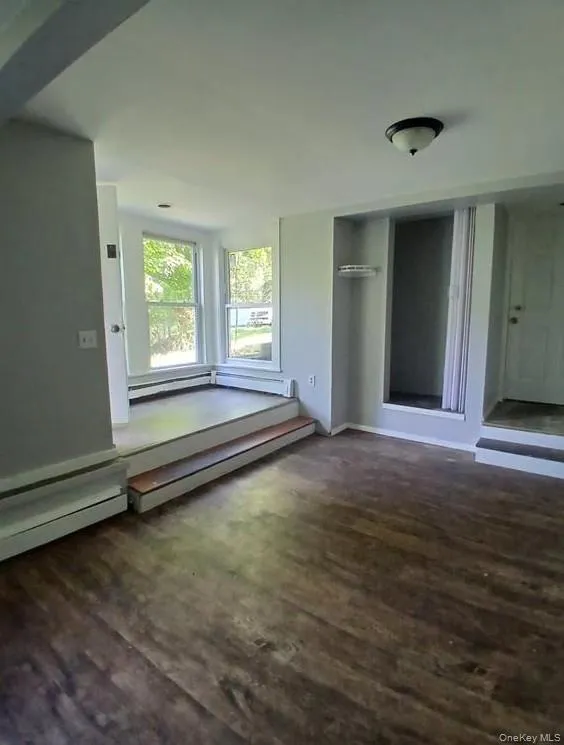 299 Main Street, Liberty, NY, 2 Bedrooms Bedrooms, 3 Rooms Rooms,1 BathroomBathrooms,Residential Lease,For Rent,Main,0,987483 299 Main Street, Liberty, NY, 2 Bedrooms Bedrooms, 3 Rooms Rooms,1 BathroomBathrooms,Residential Lease,For Rent,Main,0,987483