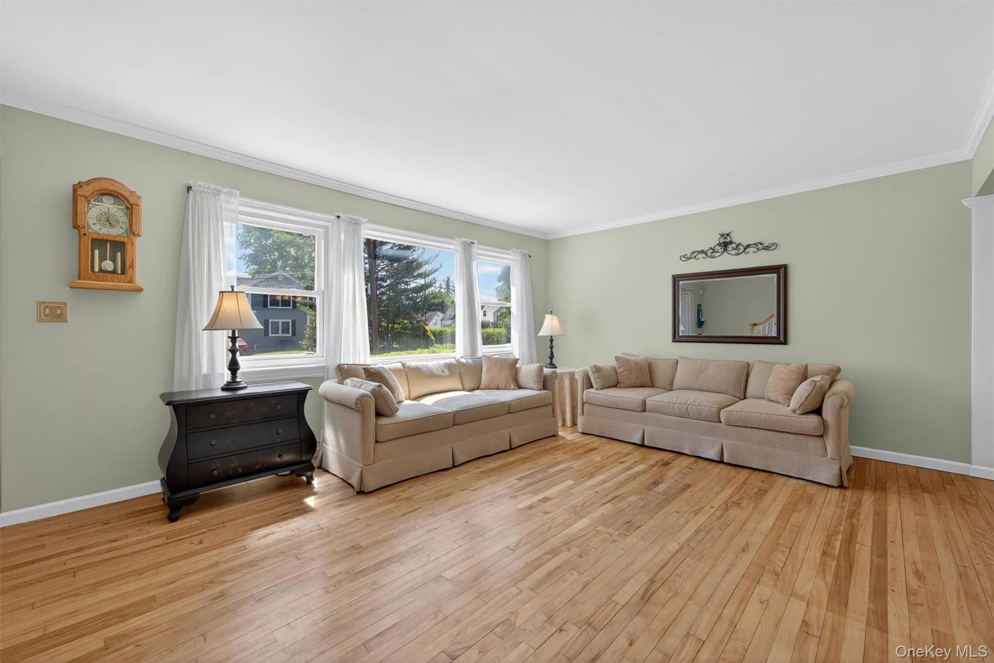 16 Roy Place, Eastchester, NY, 3 Bedrooms Bedrooms, 7 Rooms Rooms,1 BathroomBathrooms,Residential,For Rent,Roy,0,987493 16 Roy Place, Eastchester, NY, 3 Bedrooms Bedrooms, 7 Rooms Rooms,1 BathroomBathrooms,Residential,For Rent,Roy,0,987493