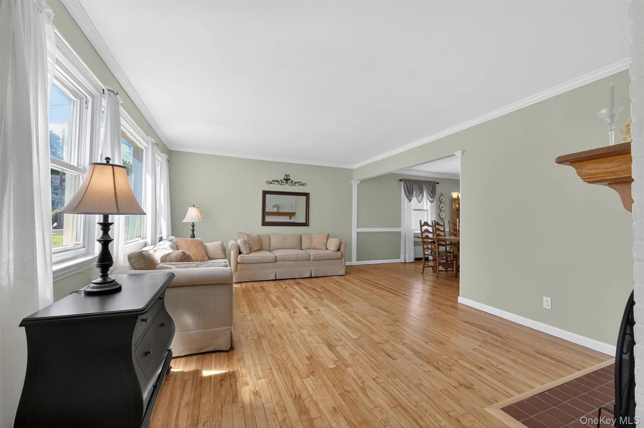 16 Roy Place, Eastchester, NY, 3 Bedrooms Bedrooms, 7 Rooms Rooms,1 BathroomBathrooms,Residential,For Rent,Roy,0,987493 16 Roy Place, Eastchester, NY, 3 Bedrooms Bedrooms, 7 Rooms Rooms,1 BathroomBathrooms,Residential,For Rent,Roy,0,987493