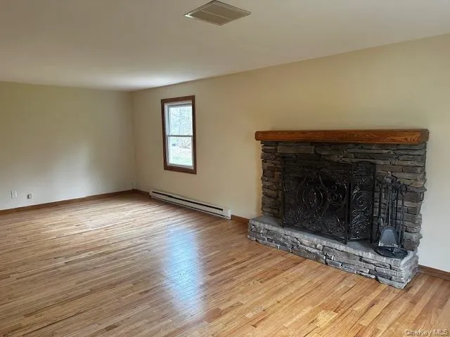 6 Fletcher Drive, East Fishkill, NY, 4 Bedrooms Bedrooms, 7 Rooms Rooms,4 BathroomsBathrooms,Residential,For Rent,Fletcher,0,KEY987506 6 Fletcher Drive, East Fishkill, NY, 4 Bedrooms Bedrooms, 7 Rooms Rooms,4 BathroomsBathrooms,Residential,For Rent,Fletcher,0,KEY987506