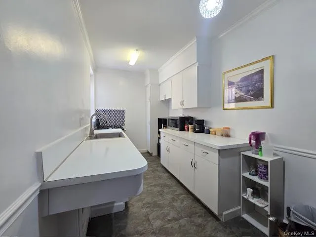 46 Grace Avenue, North Hempstead, NY, 1 Bedroom Bedrooms, 3 Rooms Rooms,1 BathroomBathrooms,Residential,For Rent,Grace,0,987514 46 Grace Avenue, North Hempstead, NY, 1 Bedroom Bedrooms, 3 Rooms Rooms,1 BathroomBathrooms,Residential,For Rent,Grace,0,987514