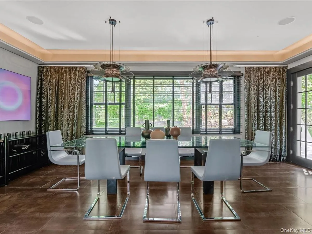 16 THE LOCH, North Hempstead, NY, 5 Bedrooms Bedrooms, 9 Rooms Rooms,4 BathroomsBathrooms,Residential,For Rent,THE LOCH,0,987517 16 THE LOCH, North Hempstead, NY, 5 Bedrooms Bedrooms, 9 Rooms Rooms,4 BathroomsBathrooms,Residential,For Rent,THE LOCH,0,987517