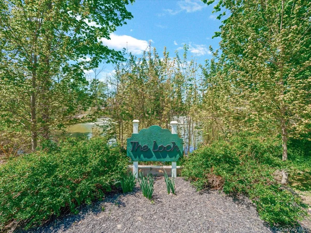 16 THE LOCH, North Hempstead, NY, 5 Bedrooms Bedrooms, 9 Rooms Rooms,4 BathroomsBathrooms,Residential,For Rent,THE LOCH,0,987517 16 THE LOCH, North Hempstead, NY, 5 Bedrooms Bedrooms, 9 Rooms Rooms,4 BathroomsBathrooms,Residential,For Rent,THE LOCH,0,987517