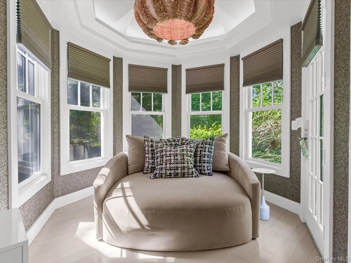 16 THE LOCH, North Hempstead, NY, 5 Bedrooms Bedrooms, 9 Rooms Rooms,4 BathroomsBathrooms,Residential,For Rent,THE LOCH,0,987517 16 THE LOCH, North Hempstead, NY, 5 Bedrooms Bedrooms, 9 Rooms Rooms,4 BathroomsBathrooms,Residential,For Rent,THE LOCH,0,987517