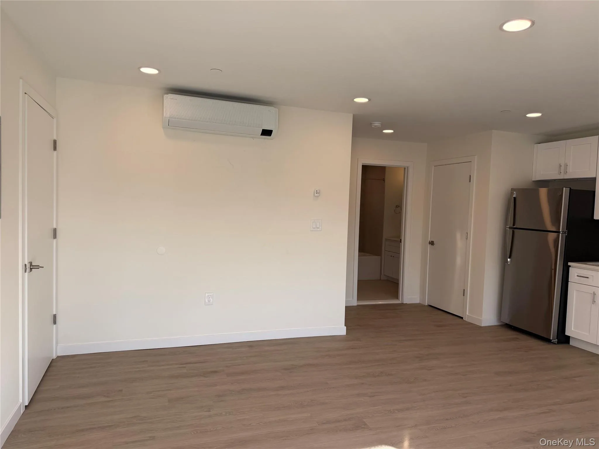 5 Colonial Drive, Wappinger, NY, 1 Bedroom Bedrooms, 5 Rooms Rooms,1 BathroomBathrooms,Residential Lease,For Rent,Colonial,0,987521 5 Colonial Drive, Wappinger, NY, 1 Bedroom Bedrooms, 5 Rooms Rooms,1 BathroomBathrooms,Residential Lease,For Rent,Colonial,0,987521