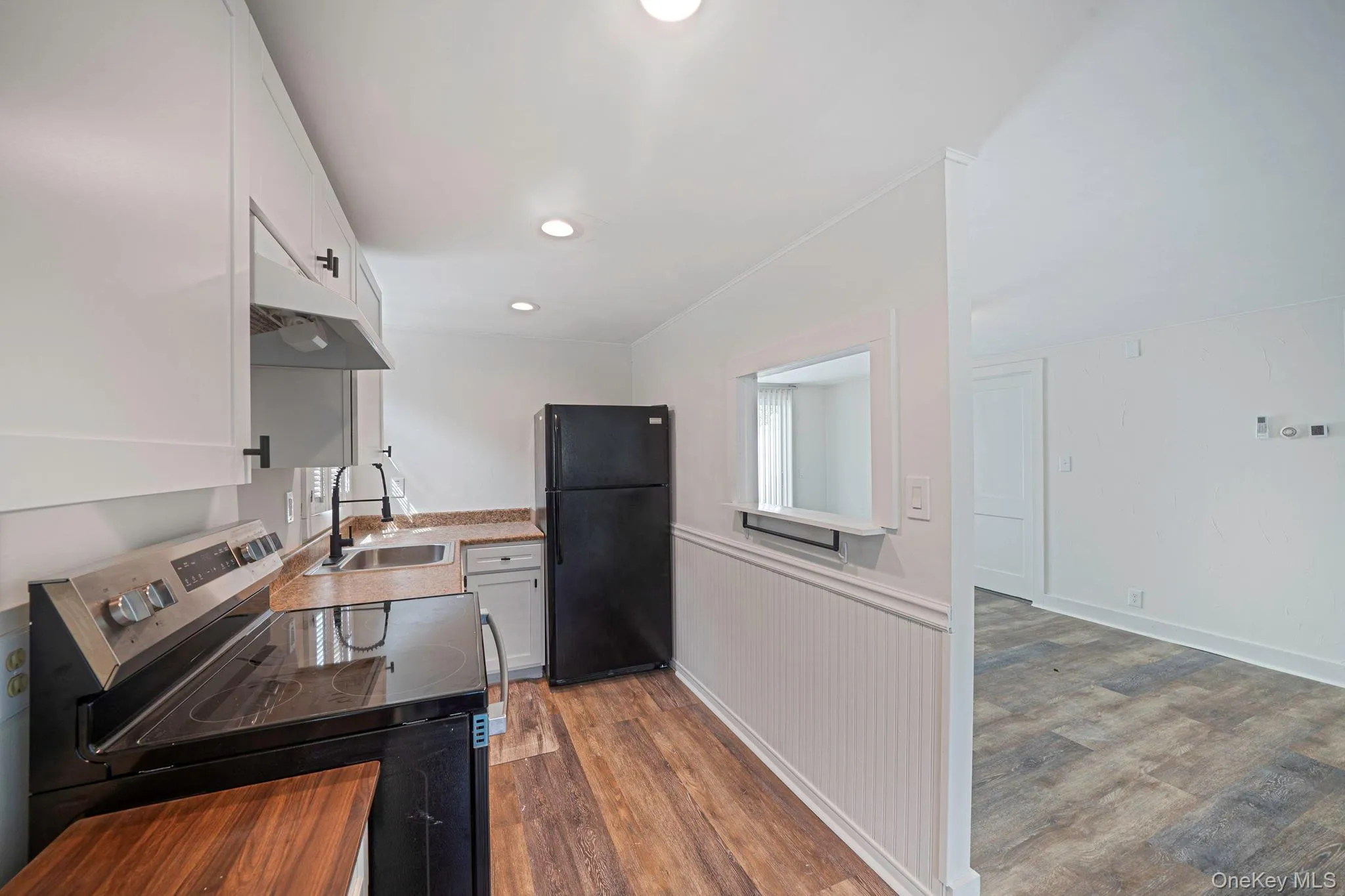 32 Dewey Street, Brookhaven, NY, 2 Bedrooms Bedrooms, 4 Rooms Rooms,1 BathroomBathrooms,Residential Lease,For Rent,Dewey,0,987546 32 Dewey Street, Brookhaven, NY, 2 Bedrooms Bedrooms, 4 Rooms Rooms,1 BathroomBathrooms,Residential Lease,For Rent,Dewey,0,987546