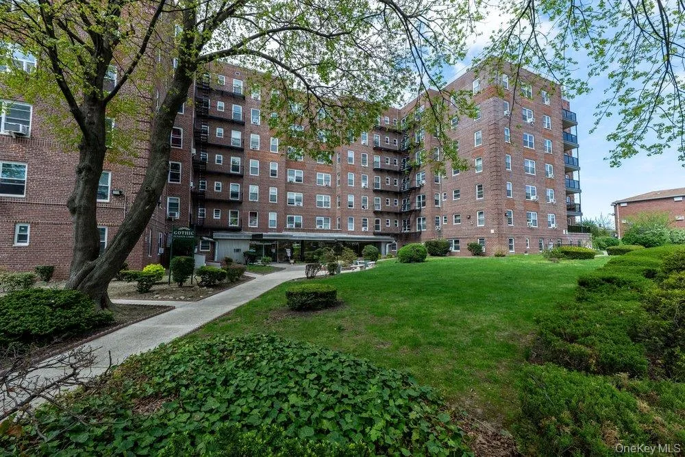 84-50 169th Street, New York, NY, 1 Bedroom Bedrooms, 5 Rooms Rooms,1 BathroomBathrooms,Residential,For Rent,169th Street,0,987550 84-50 169th Street, New York, NY, 1 Bedroom Bedrooms, 5 Rooms Rooms,1 BathroomBathrooms,Residential,For Rent,169th Street,0,987550
