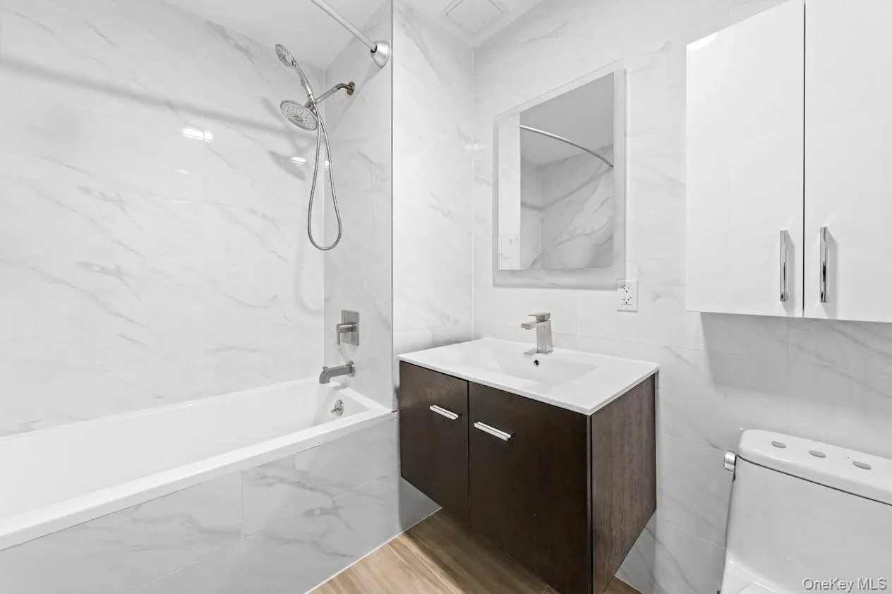 6296 Woodhaven Boulevard, New York, NY, 2 Bedrooms Bedrooms, 5 Rooms Rooms,2 BathroomsBathrooms,Residential,For Rent,Woodhaven,0,987553 6296 Woodhaven Boulevard, New York, NY, 2 Bedrooms Bedrooms, 5 Rooms Rooms,2 BathroomsBathrooms,Residential,For Rent,Woodhaven,0,987553