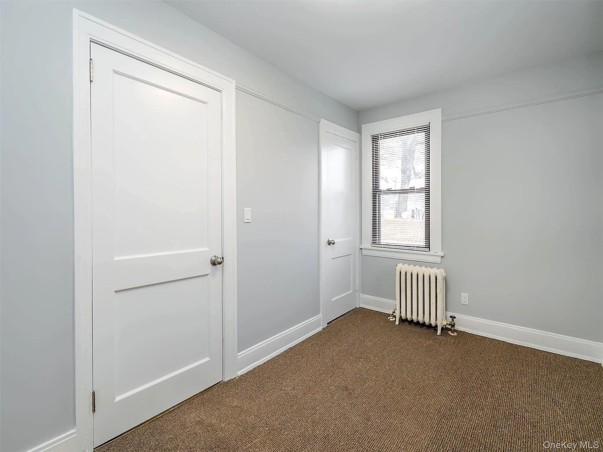 OFFICE #4:$392.00 per. mo.97.92 sq.ft7'73/4"x 12'9.75" OFFICE #4:$392.00 per. mo.97.92 sq.ft7'73/4"x 12'9.75"