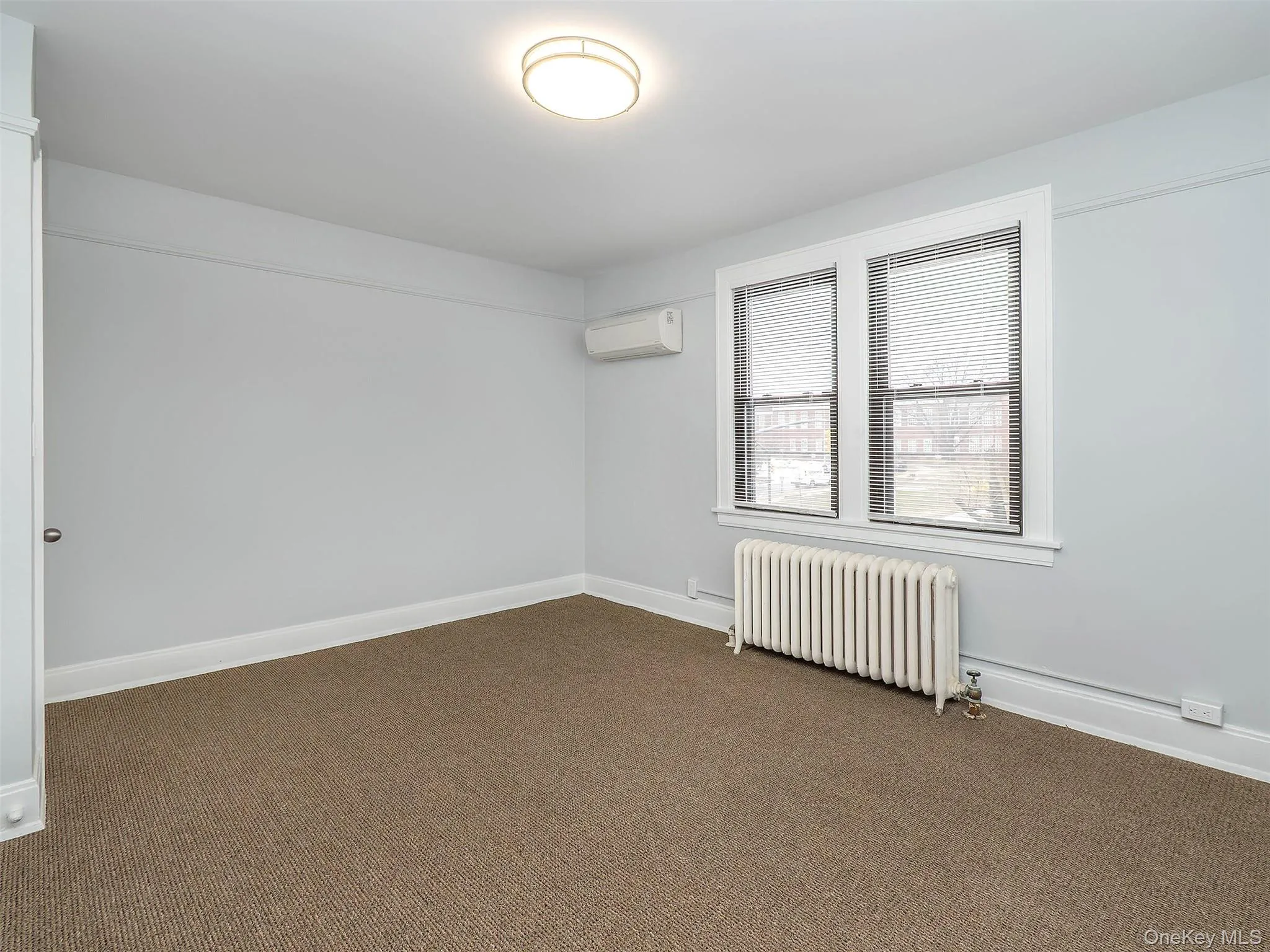 OFFICE #1: $680.00 per mo.170.40 sq.ft11'8.5" X 15'1.25" OFFICE #1: $680.00 per mo.170.40 sq.ft11'8.5" X 15'1.25"