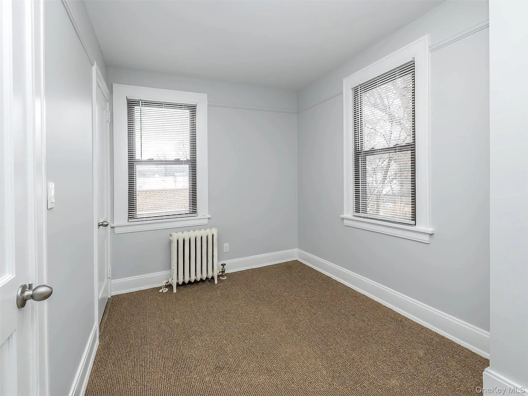 OFFICE #4:$392.00 per. mo.97.92 sq.ft7'73/4"x 12'9.75" OFFICE #4:$392.00 per. mo.97.92 sq.ft7'73/4"x 12'9.75"