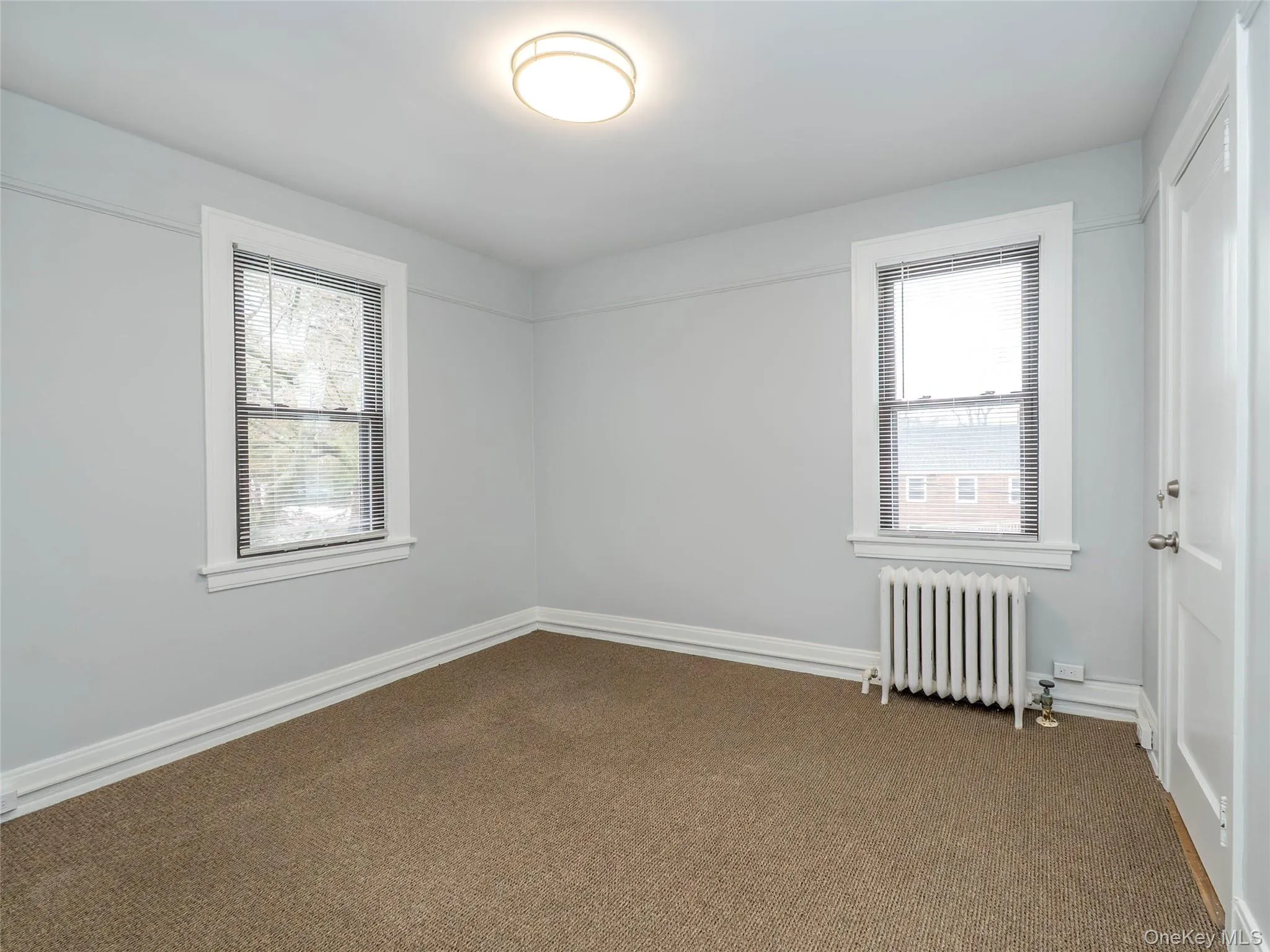 OFFICE #3:$524.00 per mo.131.10 sq.ft11'9.5" x 11'1/25" OFFICE #3:$524.00 per mo.131.10 sq.ft11'9.5" x 11'1/25"