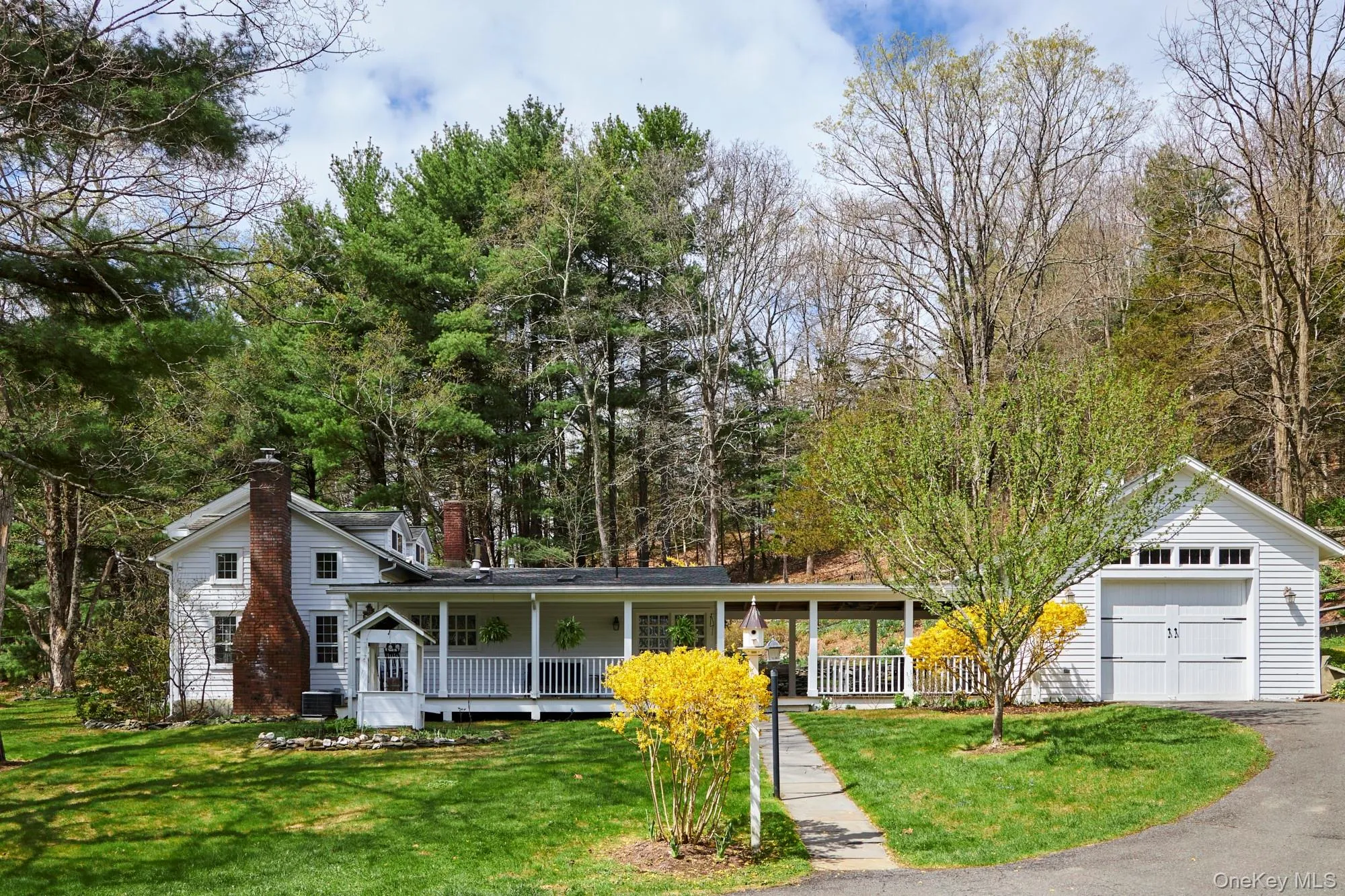 457 Round Lake Road, Rhinebeck, NY, 3 Bedrooms Bedrooms, 10 Rooms Rooms,3 BathroomsBathrooms,Residential,For Rent,Round Lake,0,987569 457 Round Lake Road, Rhinebeck, NY, 3 Bedrooms Bedrooms, 10 Rooms Rooms,3 BathroomsBathrooms,Residential,For Rent,Round Lake,0,987569