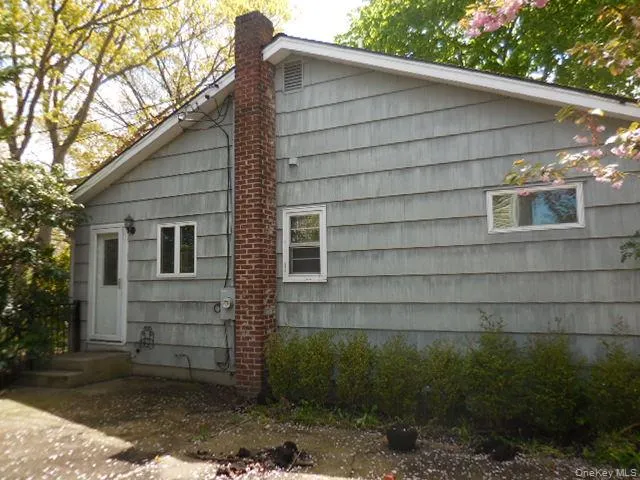 194 Phyllis Drive, Brookhaven, NY, 3 Bedrooms Bedrooms, 5 Rooms Rooms,1 BathroomBathrooms,Residential,For Rent,Phyllis,0,987572 194 Phyllis Drive, Brookhaven, NY, 3 Bedrooms Bedrooms, 5 Rooms Rooms,1 BathroomBathrooms,Residential,For Rent,Phyllis,0,987572