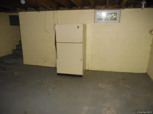 194 Phyllis Drive, Brookhaven, NY, 3 Bedrooms Bedrooms, 5 Rooms Rooms,1 BathroomBathrooms,Residential,For Rent,Phyllis,0,987572 194 Phyllis Drive, Brookhaven, NY, 3 Bedrooms Bedrooms, 5 Rooms Rooms,1 BathroomBathrooms,Residential,For Rent,Phyllis,0,987572