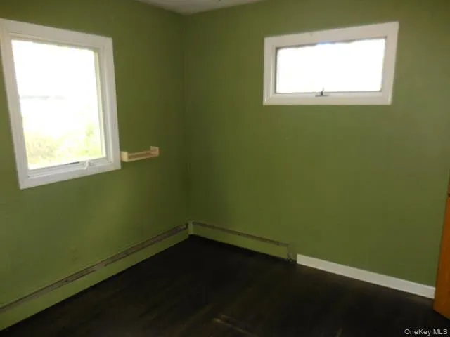 194 Phyllis Drive, Brookhaven, NY, 3 Bedrooms Bedrooms, 5 Rooms Rooms,1 BathroomBathrooms,Residential,For Rent,Phyllis,0,987572 194 Phyllis Drive, Brookhaven, NY, 3 Bedrooms Bedrooms, 5 Rooms Rooms,1 BathroomBathrooms,Residential,For Rent,Phyllis,0,987572