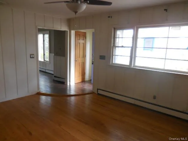 194 Phyllis Drive, Brookhaven, NY, 3 Bedrooms Bedrooms, 5 Rooms Rooms,1 BathroomBathrooms,Residential,For Rent,Phyllis,0,987572 194 Phyllis Drive, Brookhaven, NY, 3 Bedrooms Bedrooms, 5 Rooms Rooms,1 BathroomBathrooms,Residential,For Rent,Phyllis,0,987572