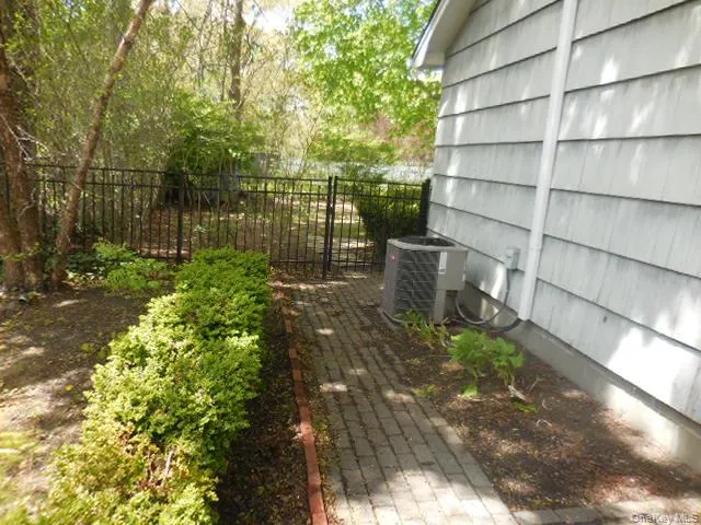194 Phyllis Drive, Brookhaven, NY, 3 Bedrooms Bedrooms, 5 Rooms Rooms,1 BathroomBathrooms,Residential,For Rent,Phyllis,0,987572 194 Phyllis Drive, Brookhaven, NY, 3 Bedrooms Bedrooms, 5 Rooms Rooms,1 BathroomBathrooms,Residential,For Rent,Phyllis,0,987572