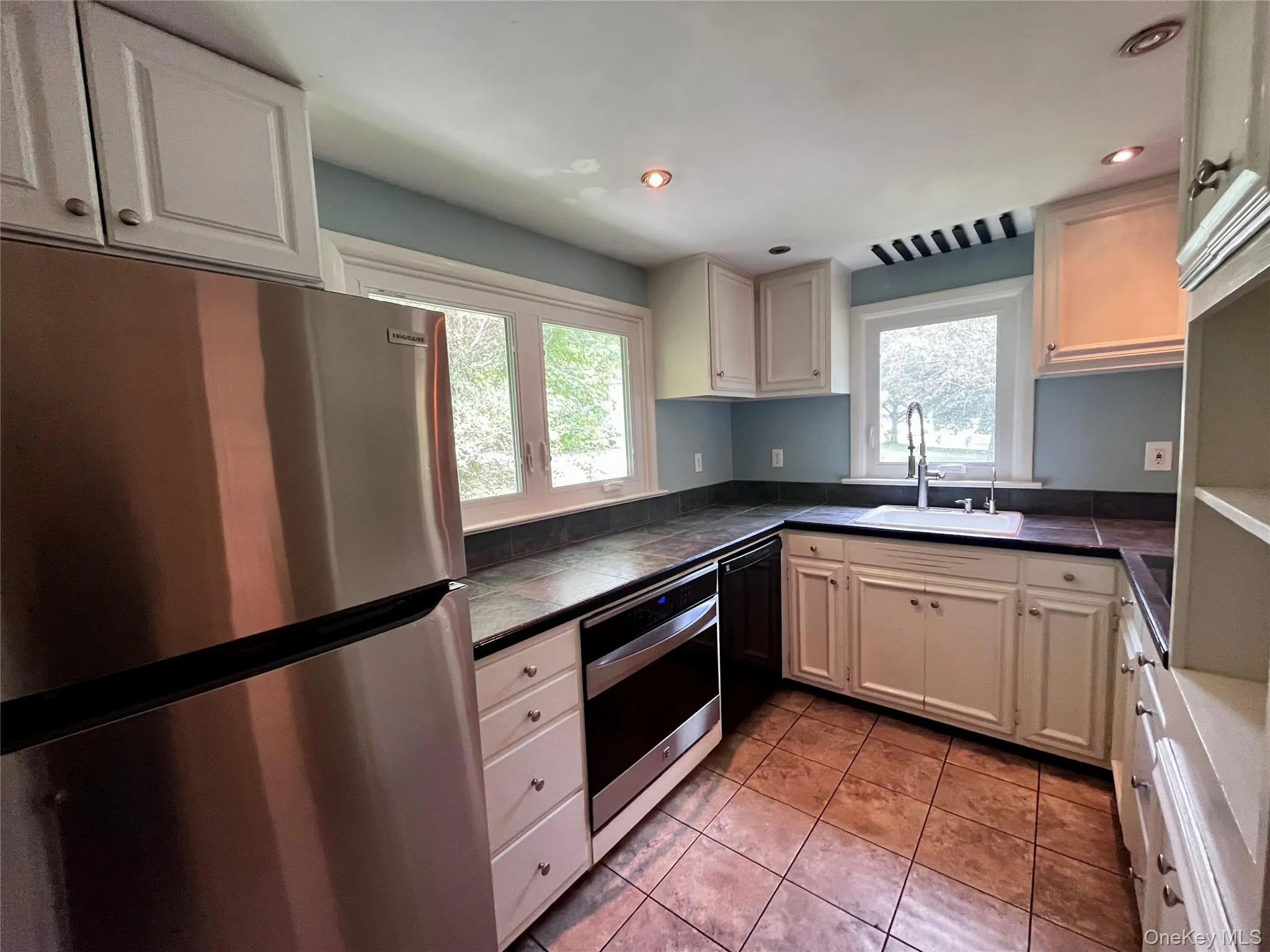 31 Oakland Avenue, Woodbury, NY, 3 Bedrooms Bedrooms, 9 Rooms Rooms,1 BathroomBathrooms,Residential Lease,For Rent,Oakland,0,987578 31 Oakland Avenue, Woodbury, NY, 3 Bedrooms Bedrooms, 9 Rooms Rooms,1 BathroomBathrooms,Residential Lease,For Rent,Oakland,0,987578