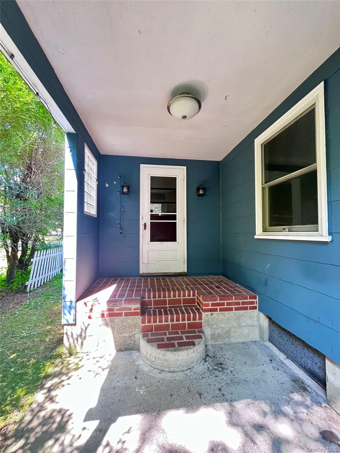 31 Oakland Avenue, Woodbury, NY, 3 Bedrooms Bedrooms, 9 Rooms Rooms,1 BathroomBathrooms,Residential Lease,For Rent,Oakland,0,987578 31 Oakland Avenue, Woodbury, NY, 3 Bedrooms Bedrooms, 9 Rooms Rooms,1 BathroomBathrooms,Residential Lease,For Rent,Oakland,0,987578