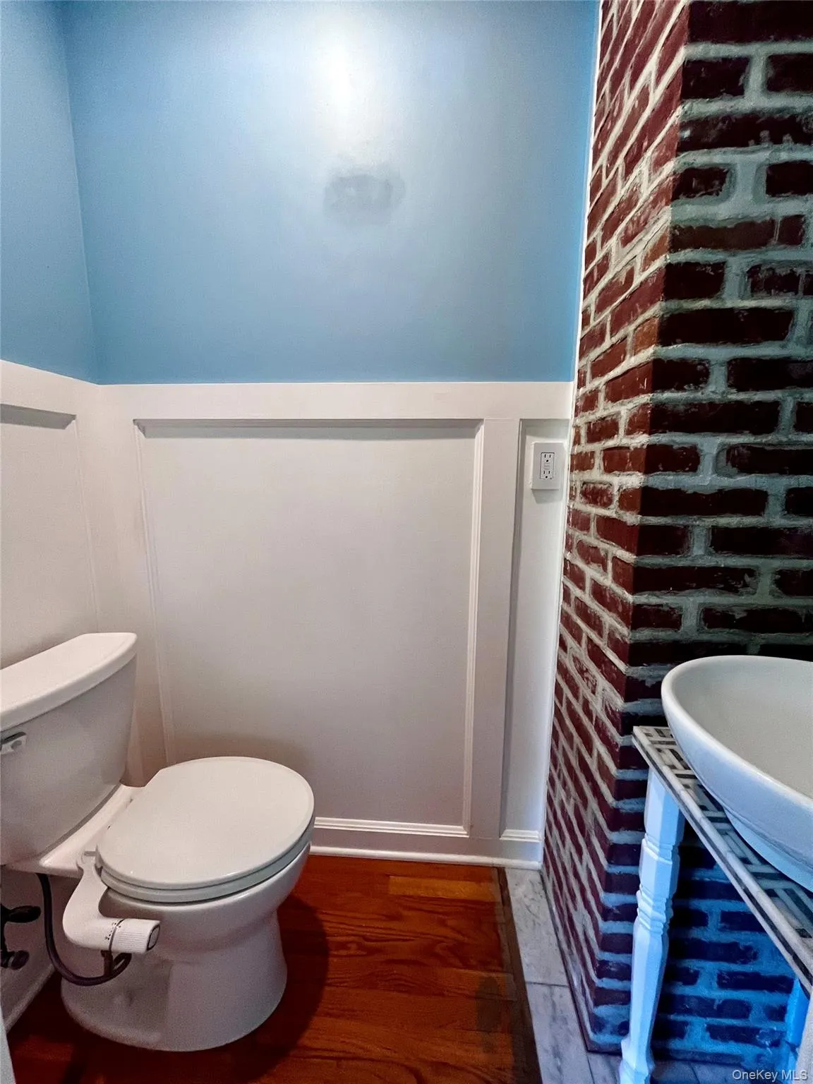 31 Oakland Avenue, Woodbury, NY, 3 Bedrooms Bedrooms, 9 Rooms Rooms,1 BathroomBathrooms,Residential Lease,For Rent,Oakland,0,987578 31 Oakland Avenue, Woodbury, NY, 3 Bedrooms Bedrooms, 9 Rooms Rooms,1 BathroomBathrooms,Residential Lease,For Rent,Oakland,0,987578