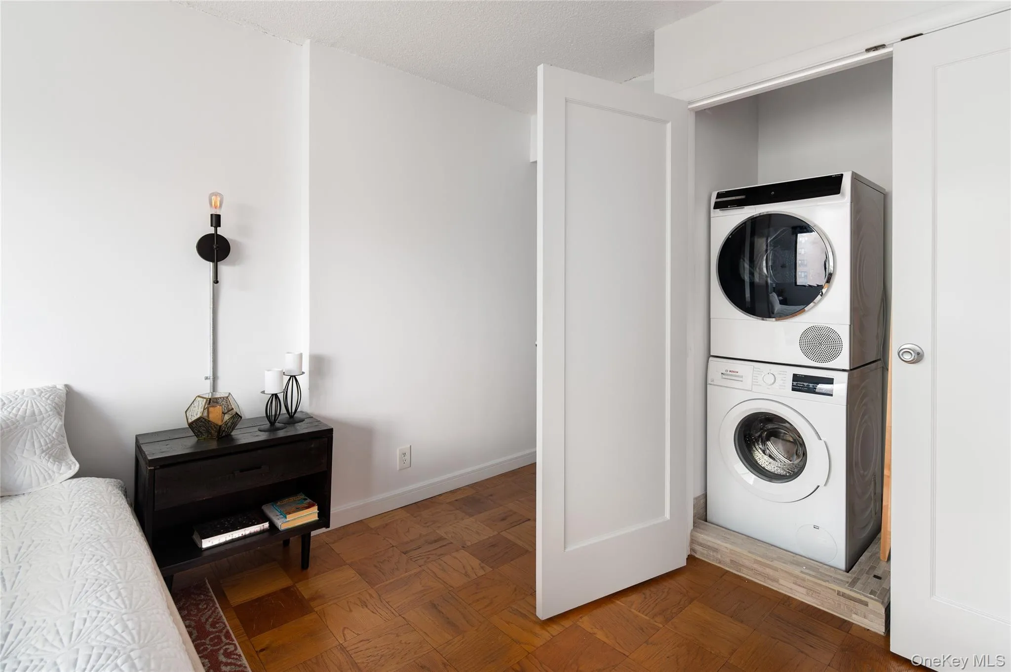 15 Stewart Place, White Plains, NY, 3 Bedrooms Bedrooms, 5 Rooms Rooms,2 BathroomsBathrooms,Residential Sale,For Rent,Stewart,0,987588 15 Stewart Place, White Plains, NY, 3 Bedrooms Bedrooms, 5 Rooms Rooms,2 BathroomsBathrooms,Residential Sale,For Rent,Stewart,0,987588