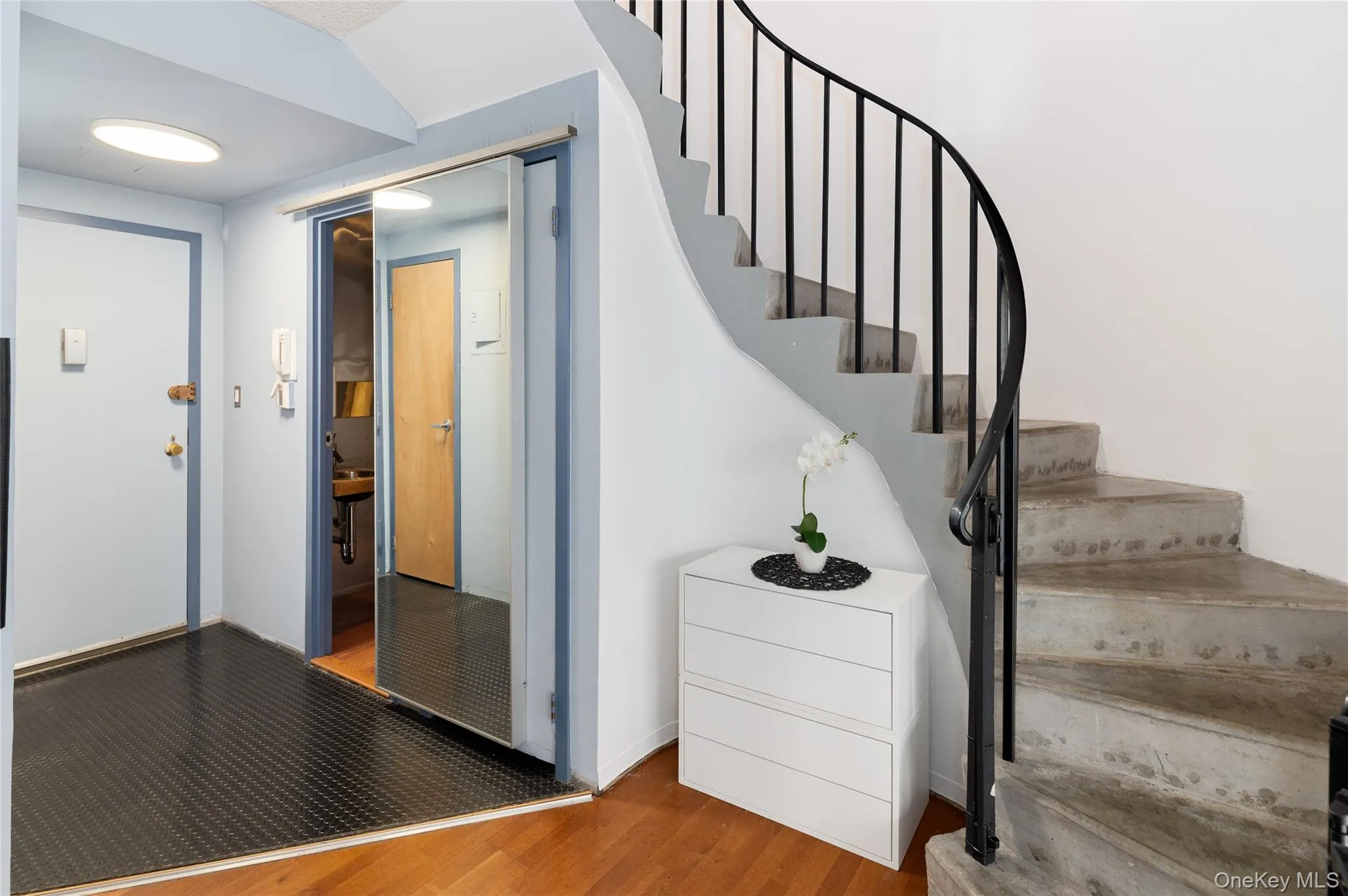 15 Stewart Place, White Plains, NY, 3 Bedrooms Bedrooms, 5 Rooms Rooms,2 BathroomsBathrooms,Residential Sale,For Rent,Stewart,0,987588 15 Stewart Place, White Plains, NY, 3 Bedrooms Bedrooms, 5 Rooms Rooms,2 BathroomsBathrooms,Residential Sale,For Rent,Stewart,0,987588