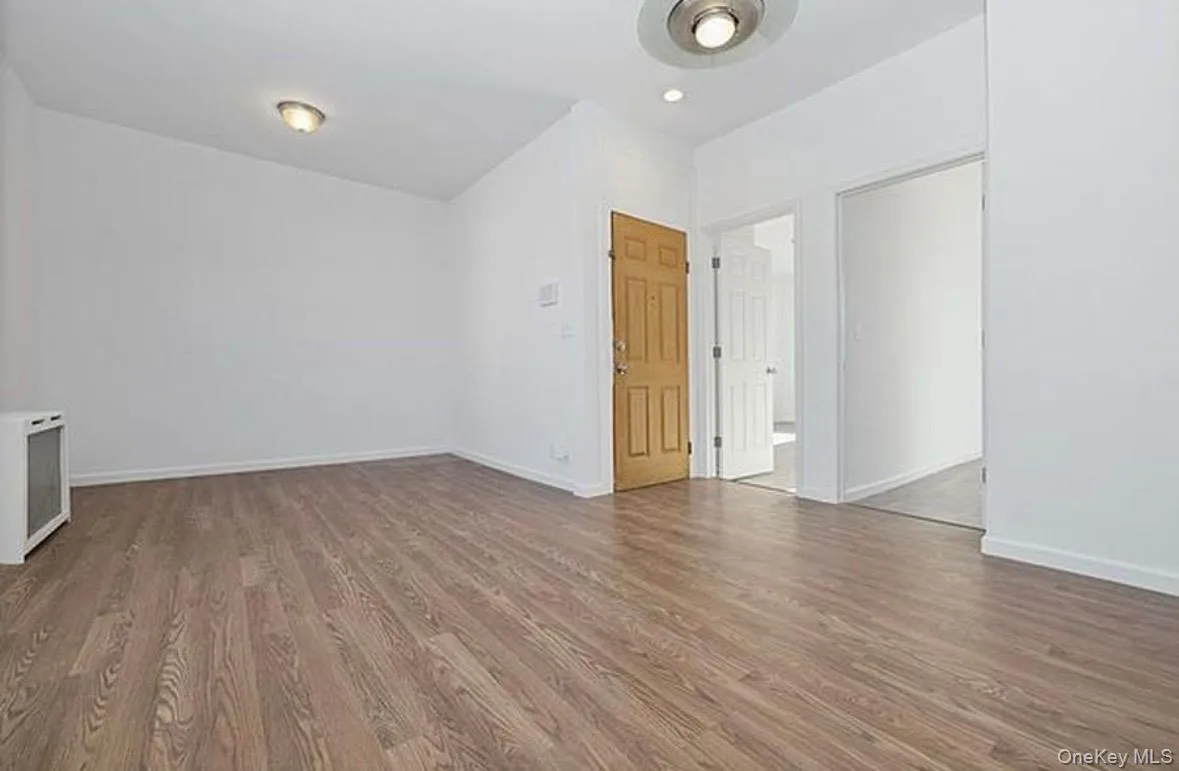 3717 Greenpoint Avenue, New York, NY, 2 Bedrooms Bedrooms, 4 Rooms Rooms,1 BathroomBathrooms,Residential Lease,For Rent,Greenpoint,0,987601 3717 Greenpoint Avenue, New York, NY, 2 Bedrooms Bedrooms, 4 Rooms Rooms,1 BathroomBathrooms,Residential Lease,For Rent,Greenpoint,0,987601