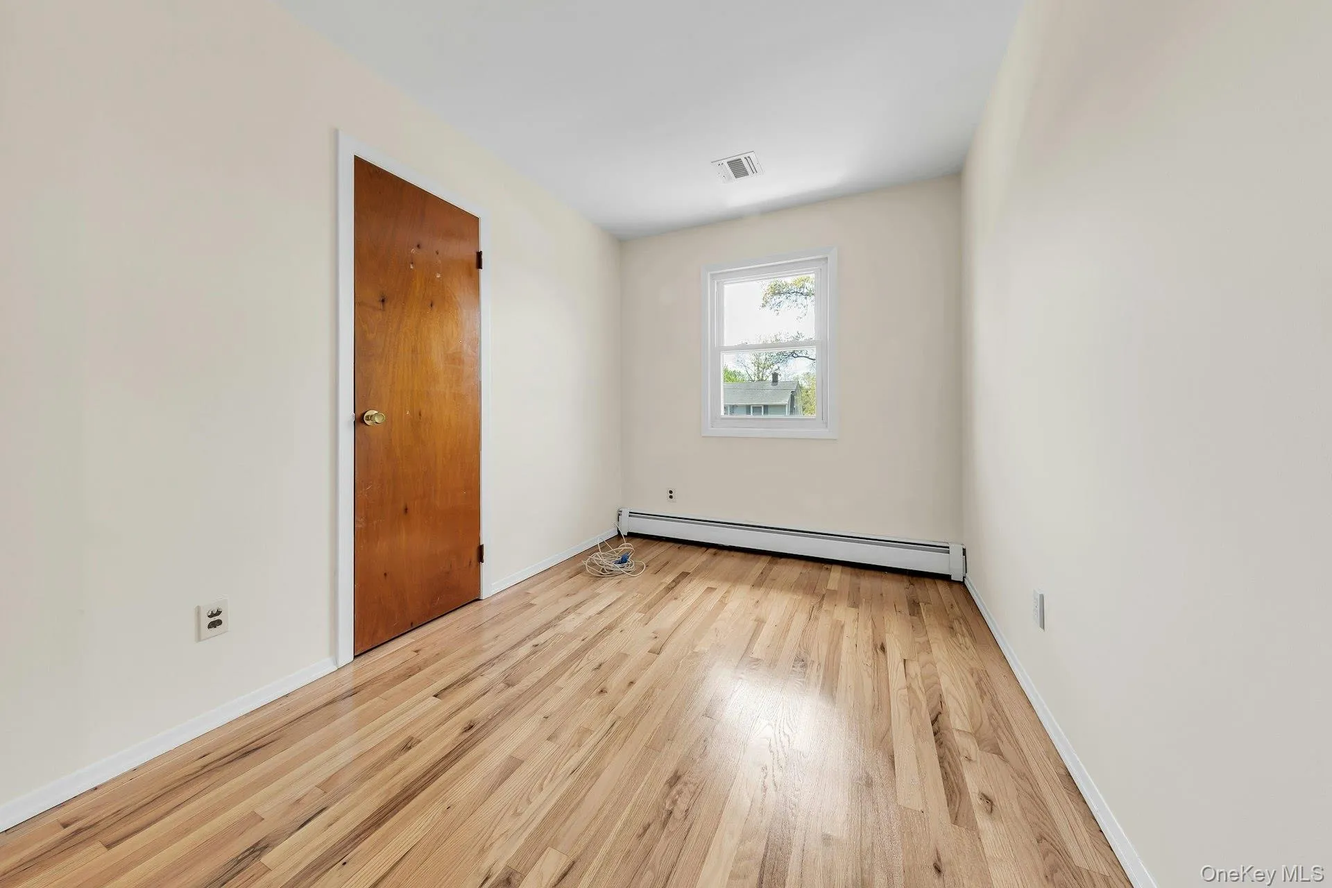 29 Butler Street, Glen Cove, NY, 3 Bedrooms Bedrooms, 5 Rooms Rooms,1 BathroomBathrooms,Residential Lease,For Rent,Butler,0,987602 29 Butler Street, Glen Cove, NY, 3 Bedrooms Bedrooms, 5 Rooms Rooms,1 BathroomBathrooms,Residential Lease,For Rent,Butler,0,987602