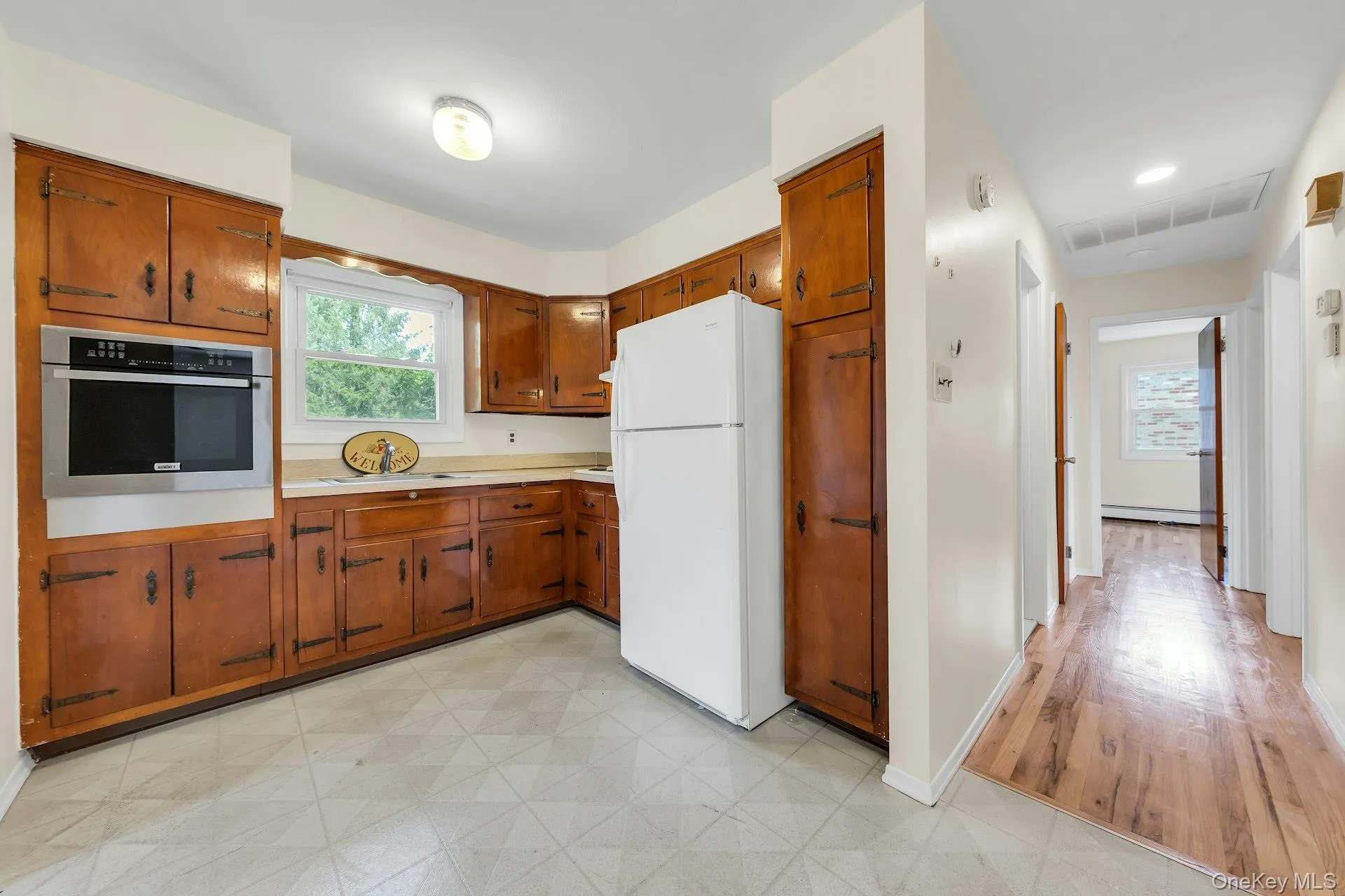 29 Butler Street, Glen Cove, NY, 3 Bedrooms Bedrooms, 5 Rooms Rooms,1 BathroomBathrooms,Residential Lease,For Rent,Butler,0,987602 29 Butler Street, Glen Cove, NY, 3 Bedrooms Bedrooms, 5 Rooms Rooms,1 BathroomBathrooms,Residential Lease,For Rent,Butler,0,987602