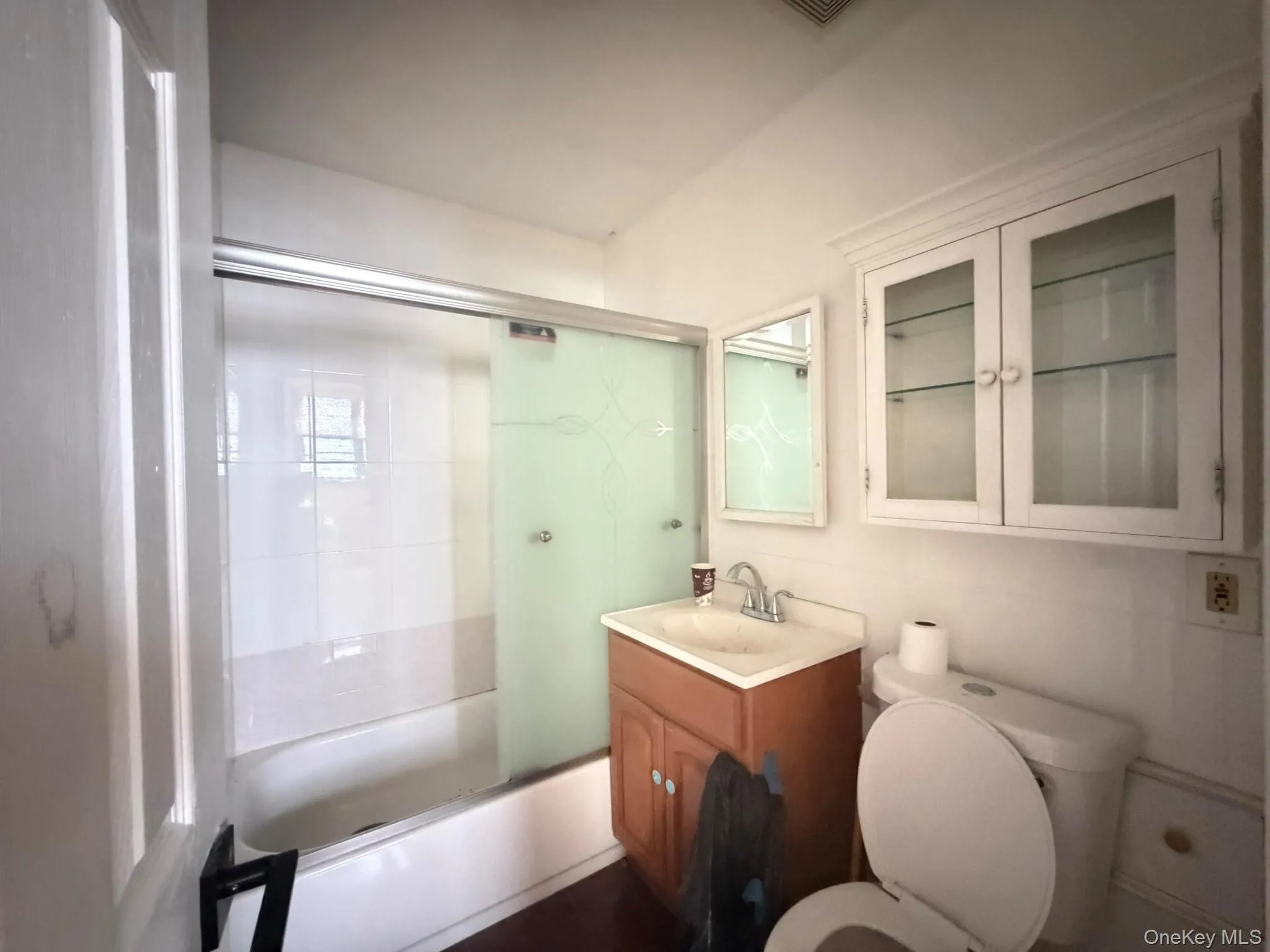 49-04 69th Street, New York, NY, 4 Bedrooms Bedrooms, 12 Rooms Rooms,2 BathroomsBathrooms,Residential,For Rent,69th,0,987609 49-04 69th Street, New York, NY, 4 Bedrooms Bedrooms, 12 Rooms Rooms,2 BathroomsBathrooms,Residential,For Rent,69th,0,987609