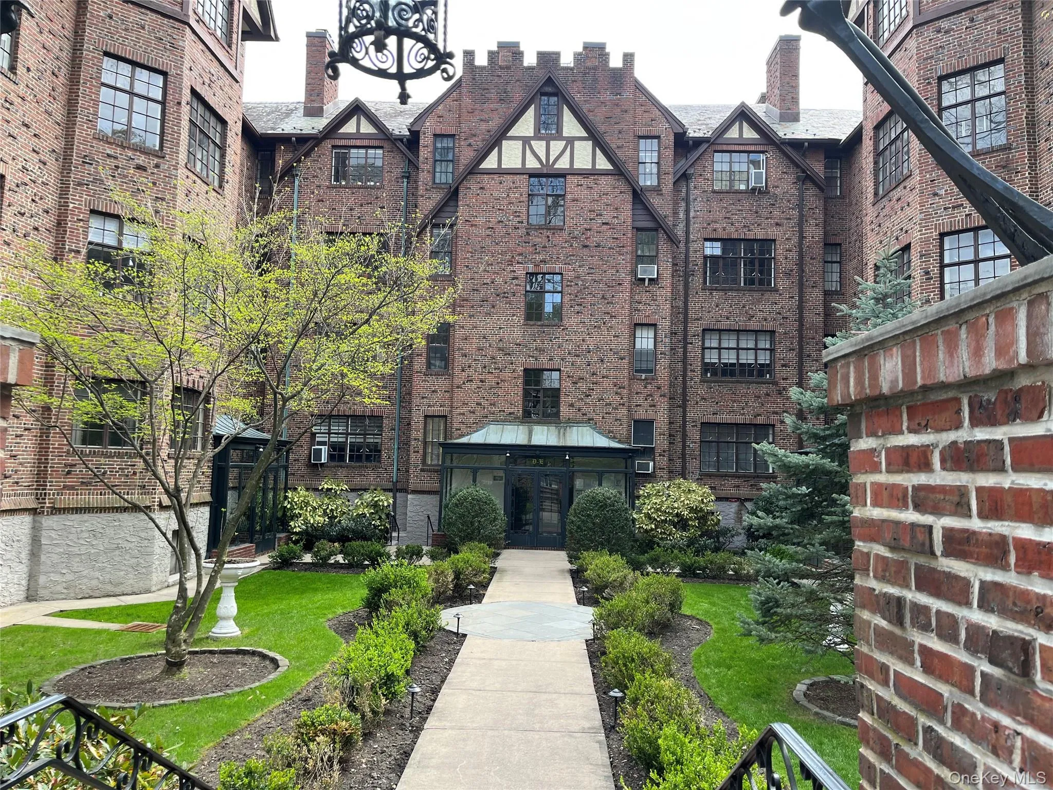 38-30 Douglaston Parkway, New York, NY, 2 Rooms Rooms,1 BathroomBathrooms,Residential Lease,For Rent,Douglaston,0,987612 38-30 Douglaston Parkway, New York, NY, 2 Rooms Rooms,1 BathroomBathrooms,Residential Lease,For Rent,Douglaston,0,987612