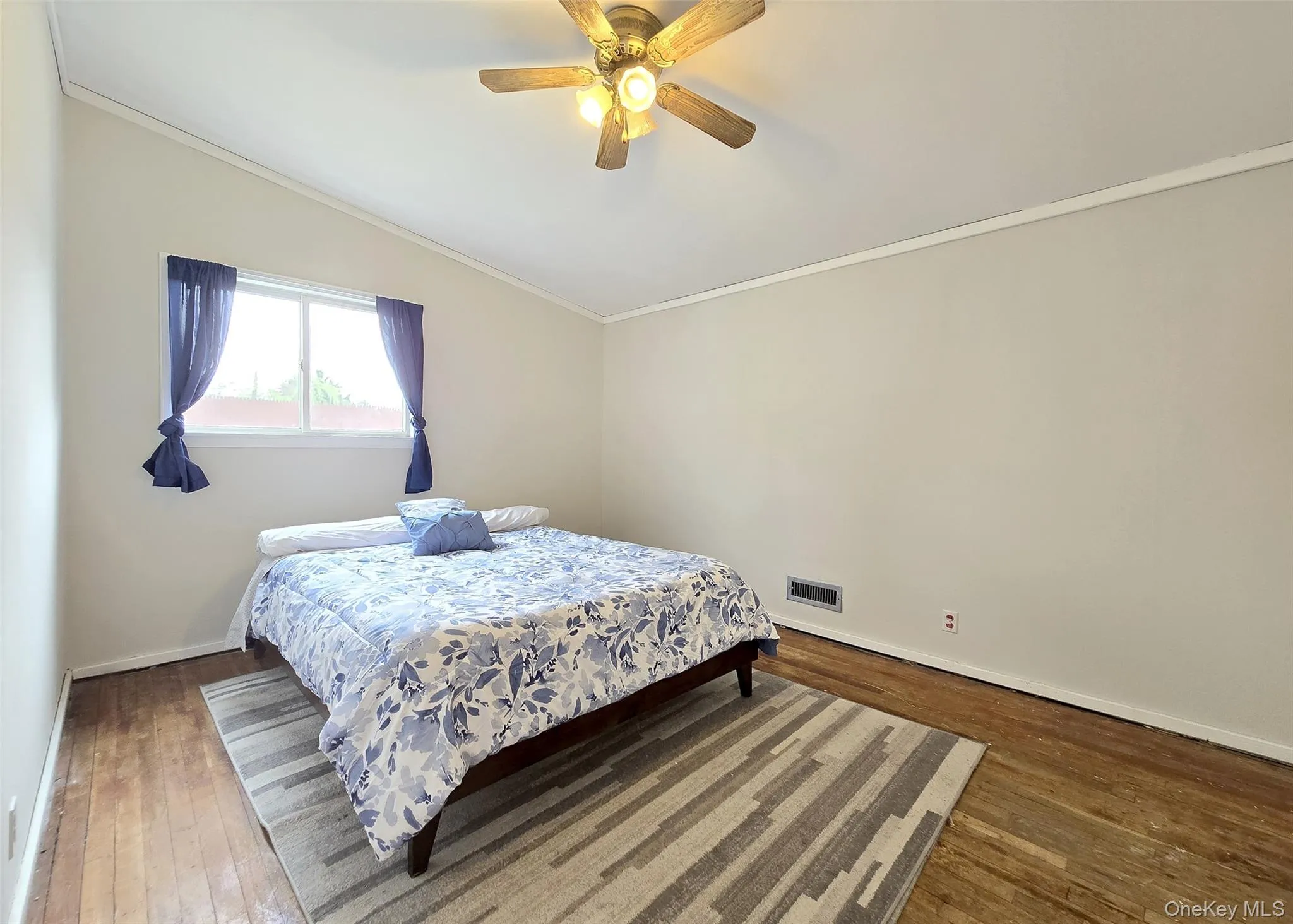 27 Peter Road, Brookhaven, NY, 3 Bedrooms Bedrooms, 5 Rooms Rooms,3 BathroomsBathrooms,Residential,For Rent,Peter,0,KEY987630 27 Peter Road, Brookhaven, NY, 3 Bedrooms Bedrooms, 5 Rooms Rooms,3 BathroomsBathrooms,Residential,For Rent,Peter,0,KEY987630