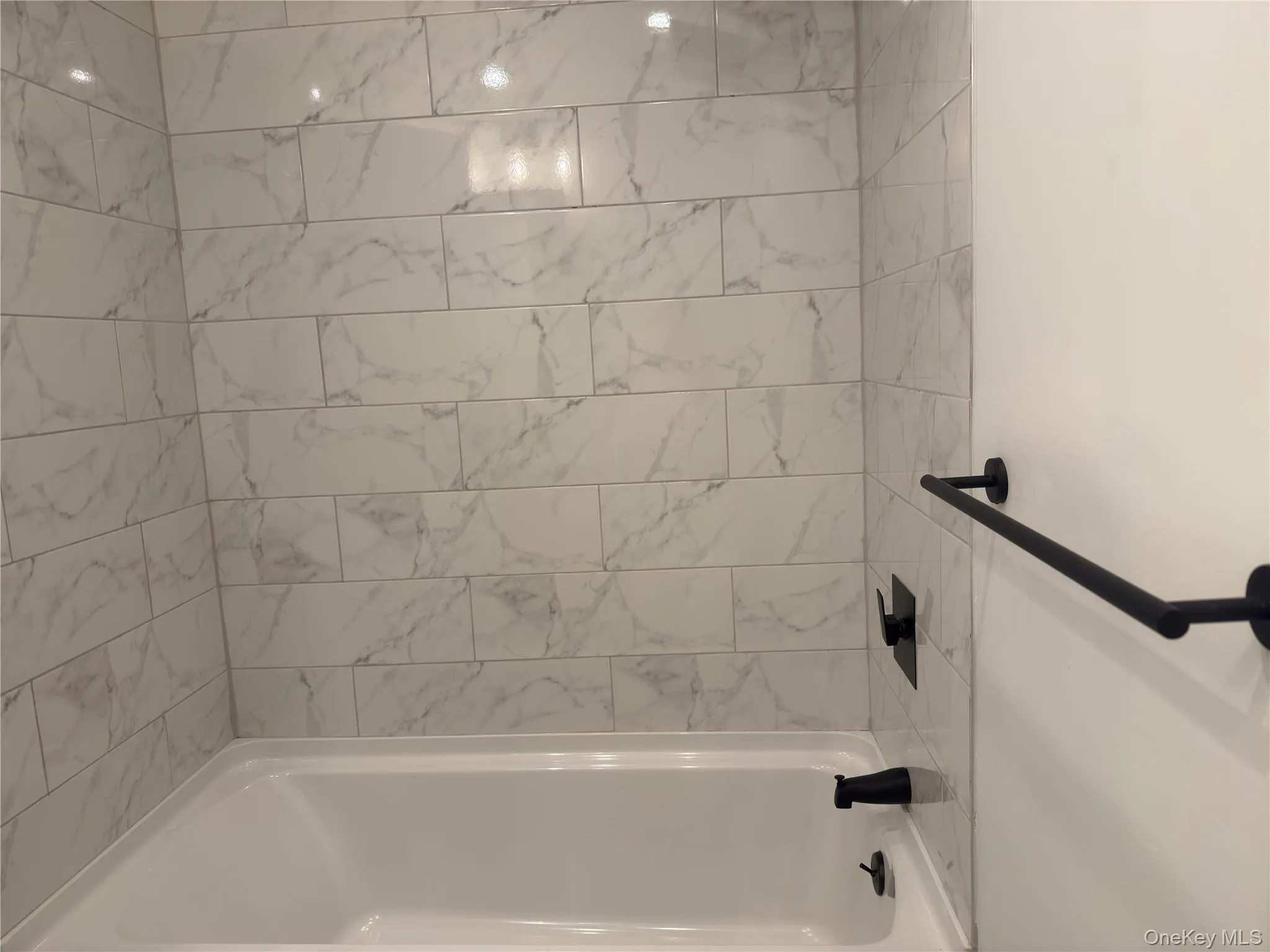 15 Oldfield Road, North Hempstead, NY, 3 Bedrooms Bedrooms, 7 Rooms Rooms,2 BathroomsBathrooms,Residential Lease,For Rent,Oldfield,0,987639 15 Oldfield Road, North Hempstead, NY, 3 Bedrooms Bedrooms, 7 Rooms Rooms,2 BathroomsBathrooms,Residential Lease,For Rent,Oldfield,0,987639