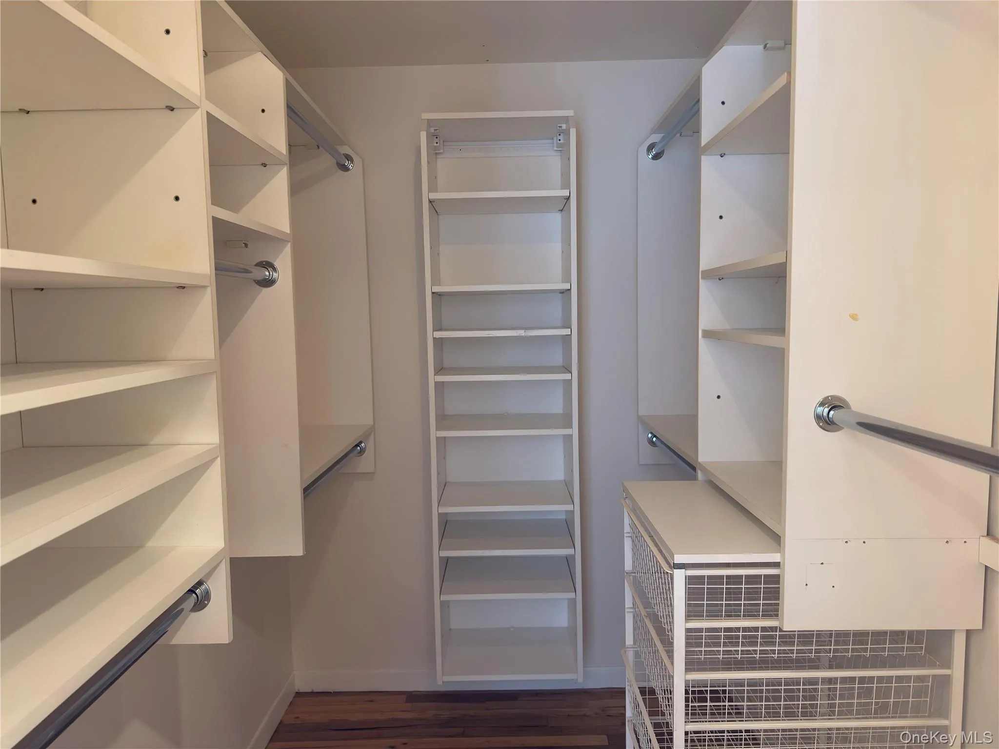 15 Oldfield Road, North Hempstead, NY, 3 Bedrooms Bedrooms, 7 Rooms Rooms,2 BathroomsBathrooms,Residential Lease,For Rent,Oldfield,0,987639 15 Oldfield Road, North Hempstead, NY, 3 Bedrooms Bedrooms, 7 Rooms Rooms,2 BathroomsBathrooms,Residential Lease,For Rent,Oldfield,0,987639