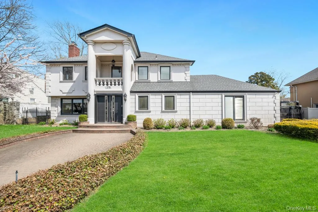 278 Waverly Avenue, Hempstead, NY, 4 Bedrooms Bedrooms, 10 Rooms Rooms,4 BathroomsBathrooms,Residential,For Rent,Waverly,0,987641 278 Waverly Avenue, Hempstead, NY, 4 Bedrooms Bedrooms, 10 Rooms Rooms,4 BathroomsBathrooms,Residential,For Rent,Waverly,0,987641