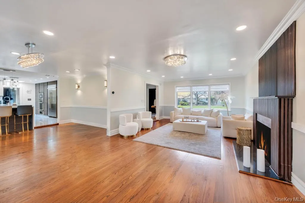 278 Waverly Avenue, Hempstead, NY, 4 Bedrooms Bedrooms, 10 Rooms Rooms,4 BathroomsBathrooms,Residential,For Rent,Waverly,0,987641 278 Waverly Avenue, Hempstead, NY, 4 Bedrooms Bedrooms, 10 Rooms Rooms,4 BathroomsBathrooms,Residential,For Rent,Waverly,0,987641
