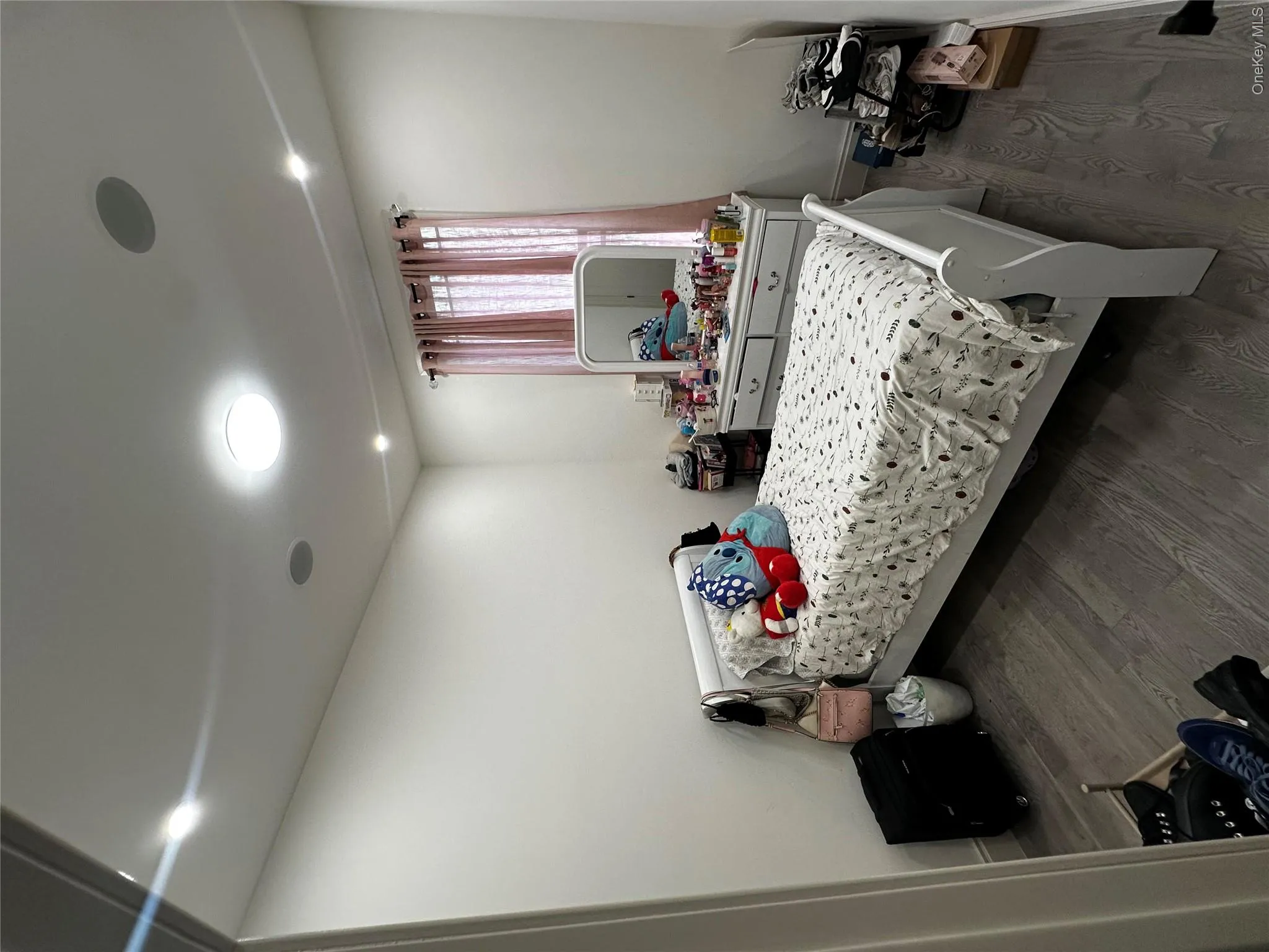 919 Crescent Street, New York, NY, 4 Bedrooms Bedrooms, 8 Rooms Rooms,2 BathroomsBathrooms,Residential Lease,For Rent,Crescent,0,987647 919 Crescent Street, New York, NY, 4 Bedrooms Bedrooms, 8 Rooms Rooms,2 BathroomsBathrooms,Residential Lease,For Rent,Crescent,0,987647