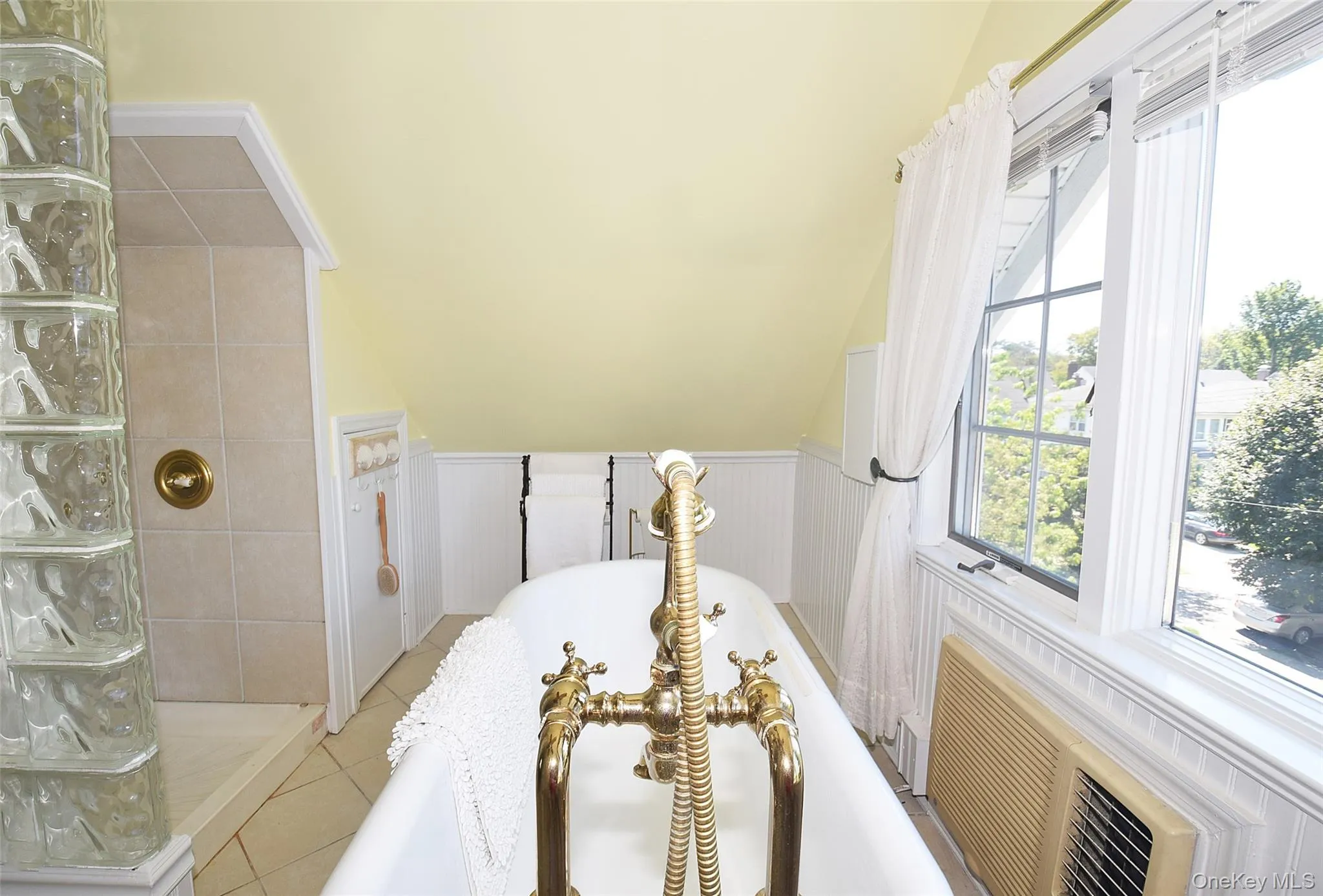 4144 Westmoreland Street, New York, NY, 4 Bedrooms Bedrooms, 10 Rooms Rooms,3 BathroomsBathrooms,Residential,For Rent,Westmoreland,0,987650 4144 Westmoreland Street, New York, NY, 4 Bedrooms Bedrooms, 10 Rooms Rooms,3 BathroomsBathrooms,Residential,For Rent,Westmoreland,0,987650