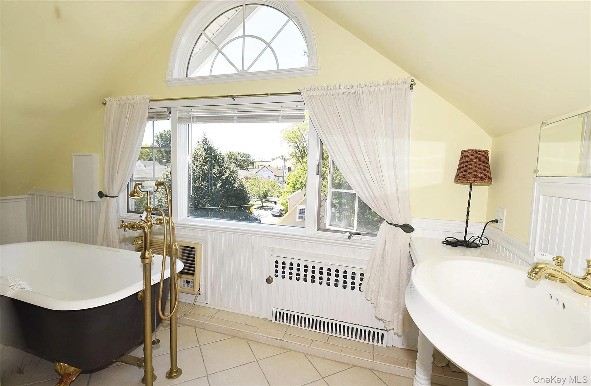 4144 Westmoreland Street, New York, NY, 4 Bedrooms Bedrooms, 10 Rooms Rooms,3 BathroomsBathrooms,Residential,For Rent,Westmoreland,0,987650 4144 Westmoreland Street, New York, NY, 4 Bedrooms Bedrooms, 10 Rooms Rooms,3 BathroomsBathrooms,Residential,For Rent,Westmoreland,0,987650
