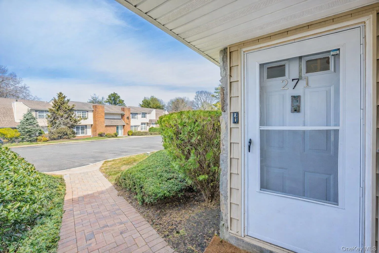 271 Lake Pointe Circle, Brookhaven, NY, 2 Bedrooms Bedrooms, 5 Rooms Rooms,1 BathroomBathrooms,Residential,For Rent,Lake Pointe Circle,0,987652 271 Lake Pointe Circle, Brookhaven, NY, 2 Bedrooms Bedrooms, 5 Rooms Rooms,1 BathroomBathrooms,Residential,For Rent,Lake Pointe Circle,0,987652